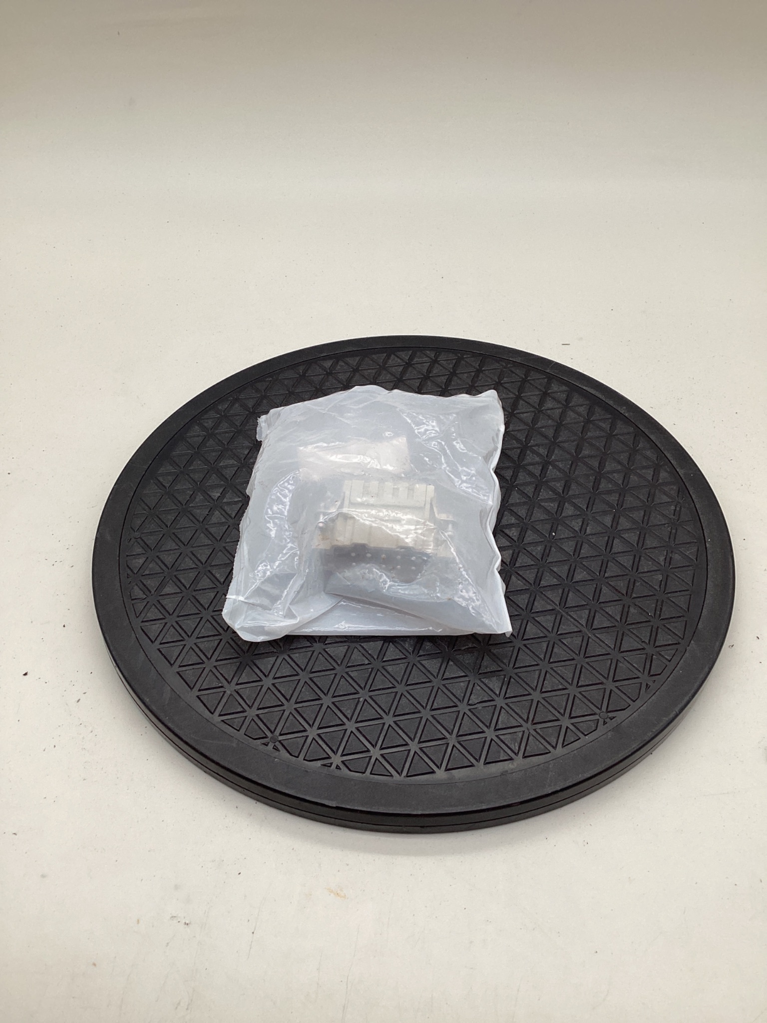 HARTING 09330102616 Han 10ES-STI Heavy Duty Connector Insert NEW 2