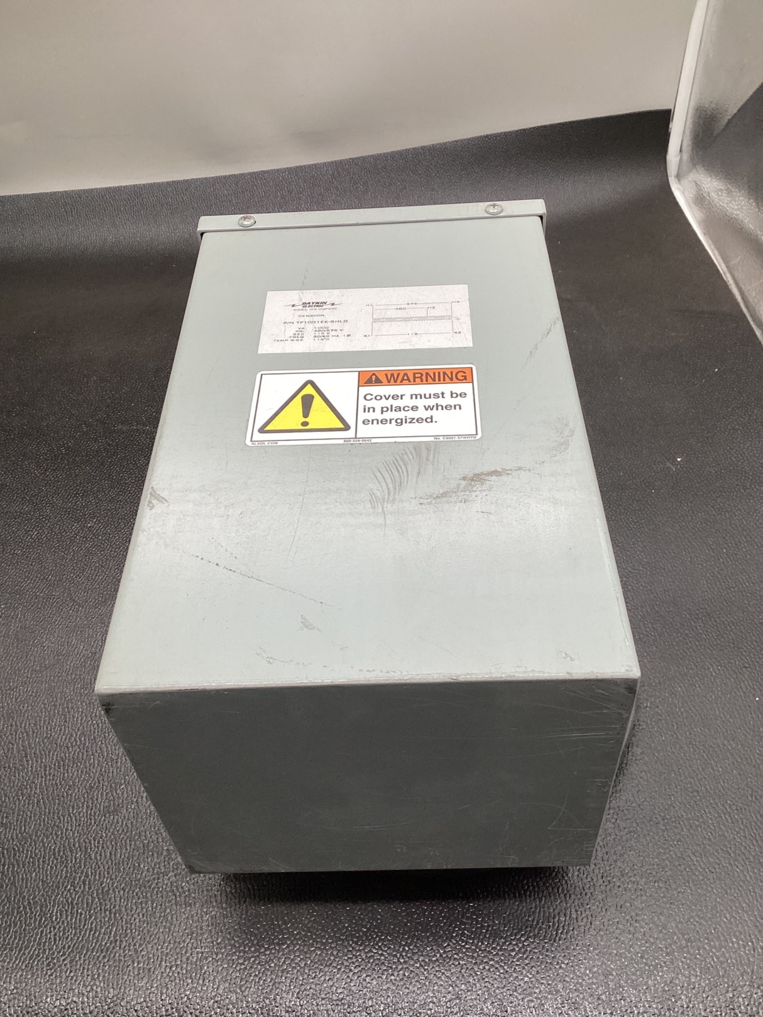 DAYKIN TF1001EK-SHLD 1 KVA Shielded Transformer 480/575V - 115V USED 0