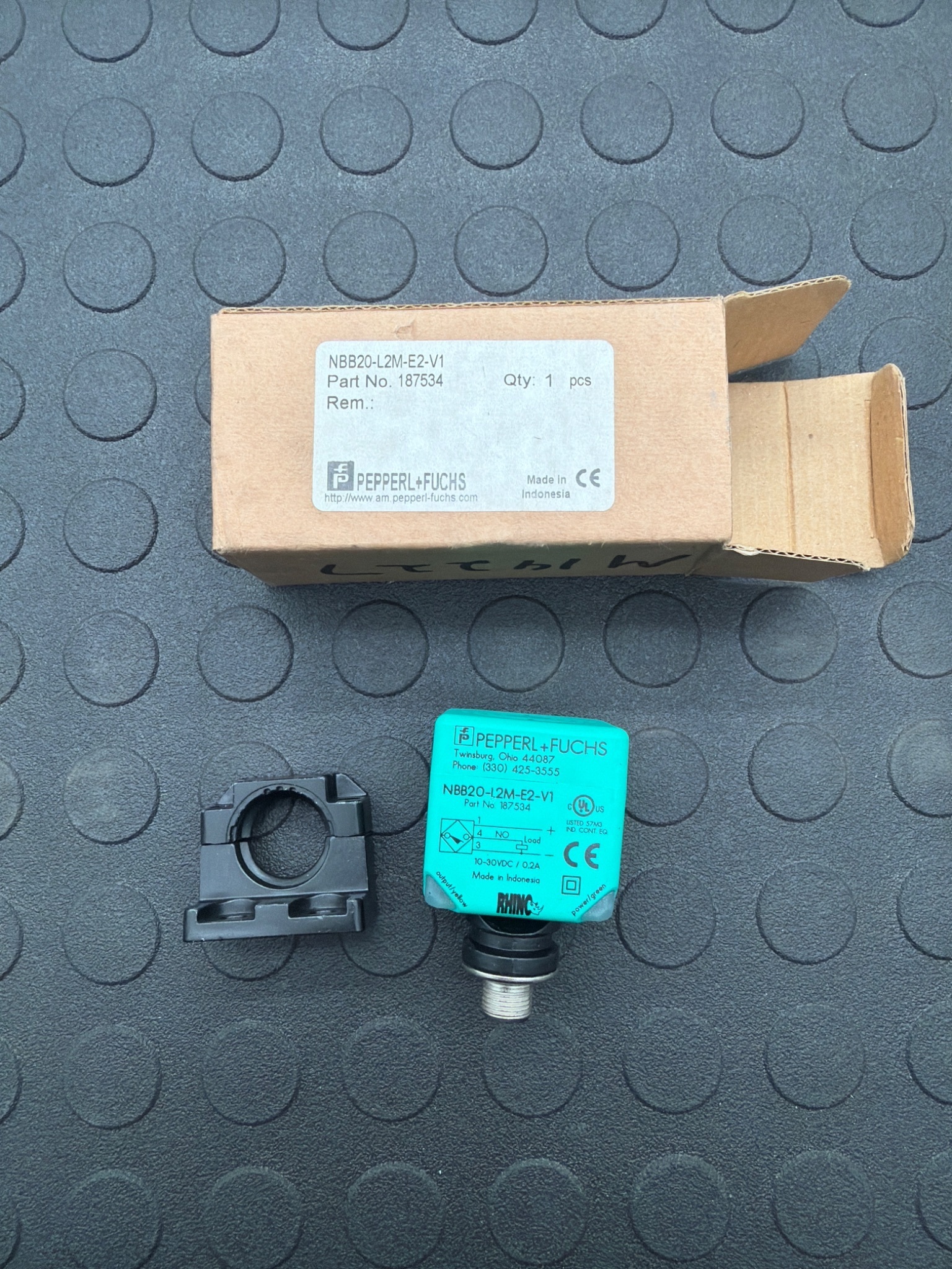 PEPPERL+FUCHS NBB20‑L2M‑E2‑V1 Proximity Switch NEW 0