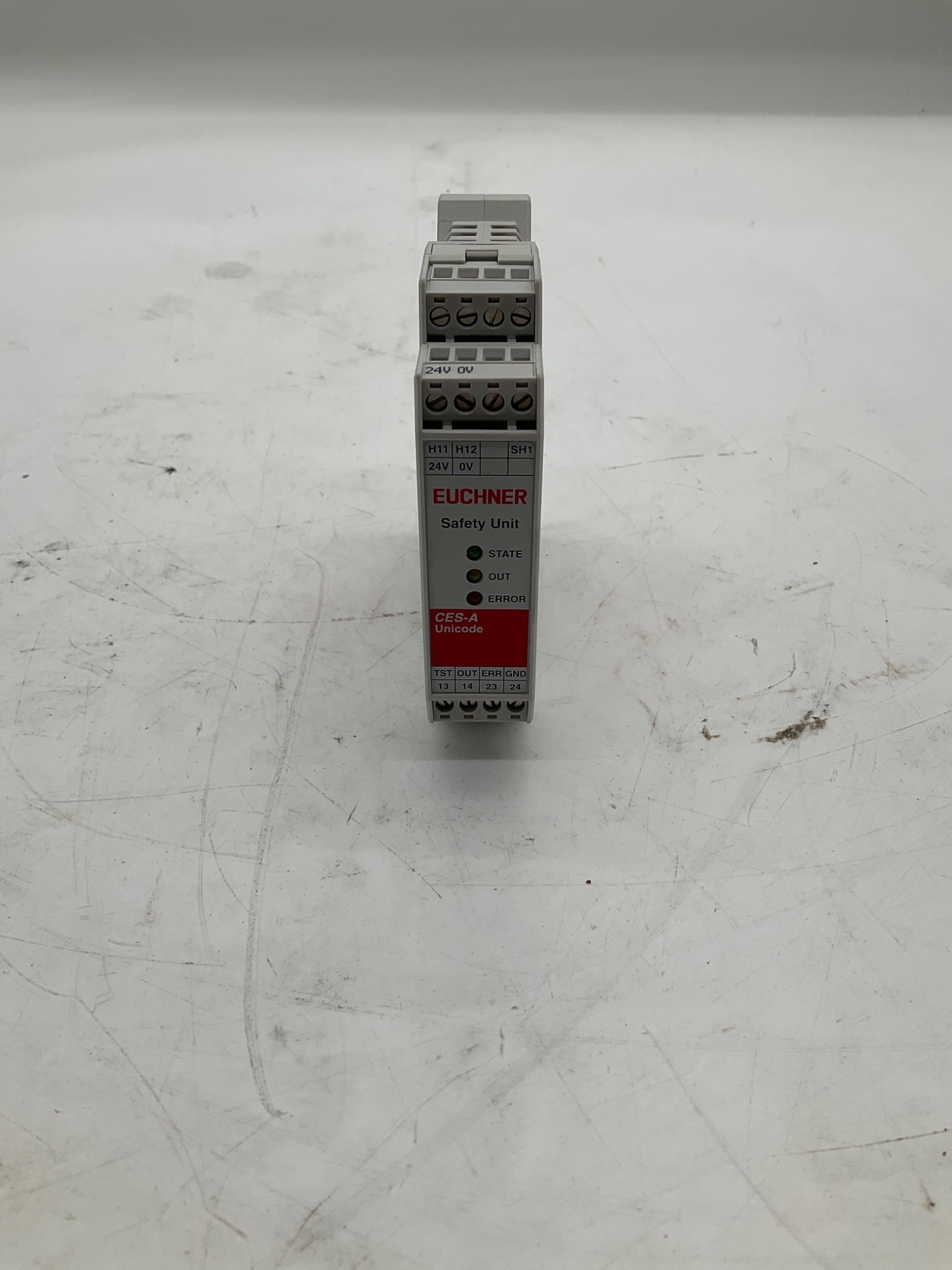 EUCHNER CES-A-ABA-01 Safety Controller USED 0