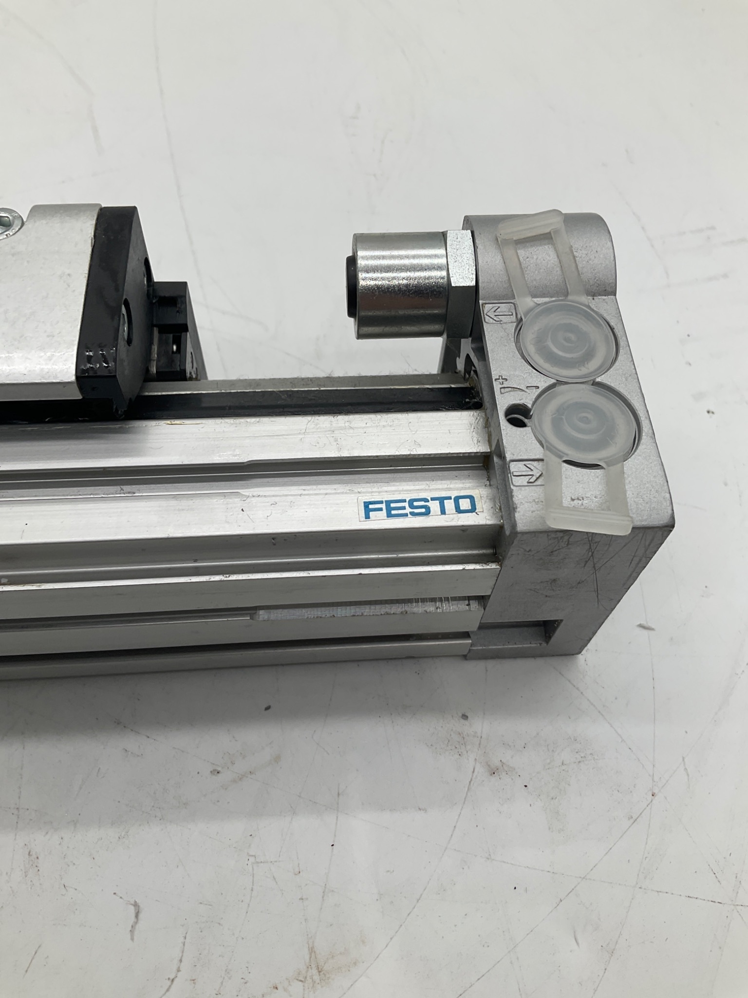 FESTO DGC-25-200-KF-P Rodless Linear Actuator USED 3