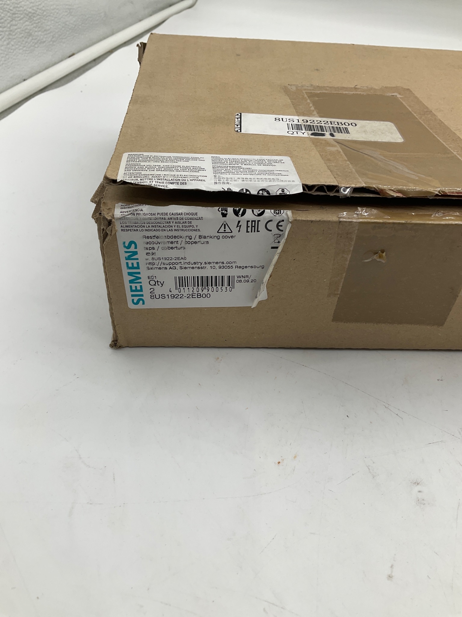 SIEMENS 8US1922-2EB00 Busbar System Blank Cover NEW 3