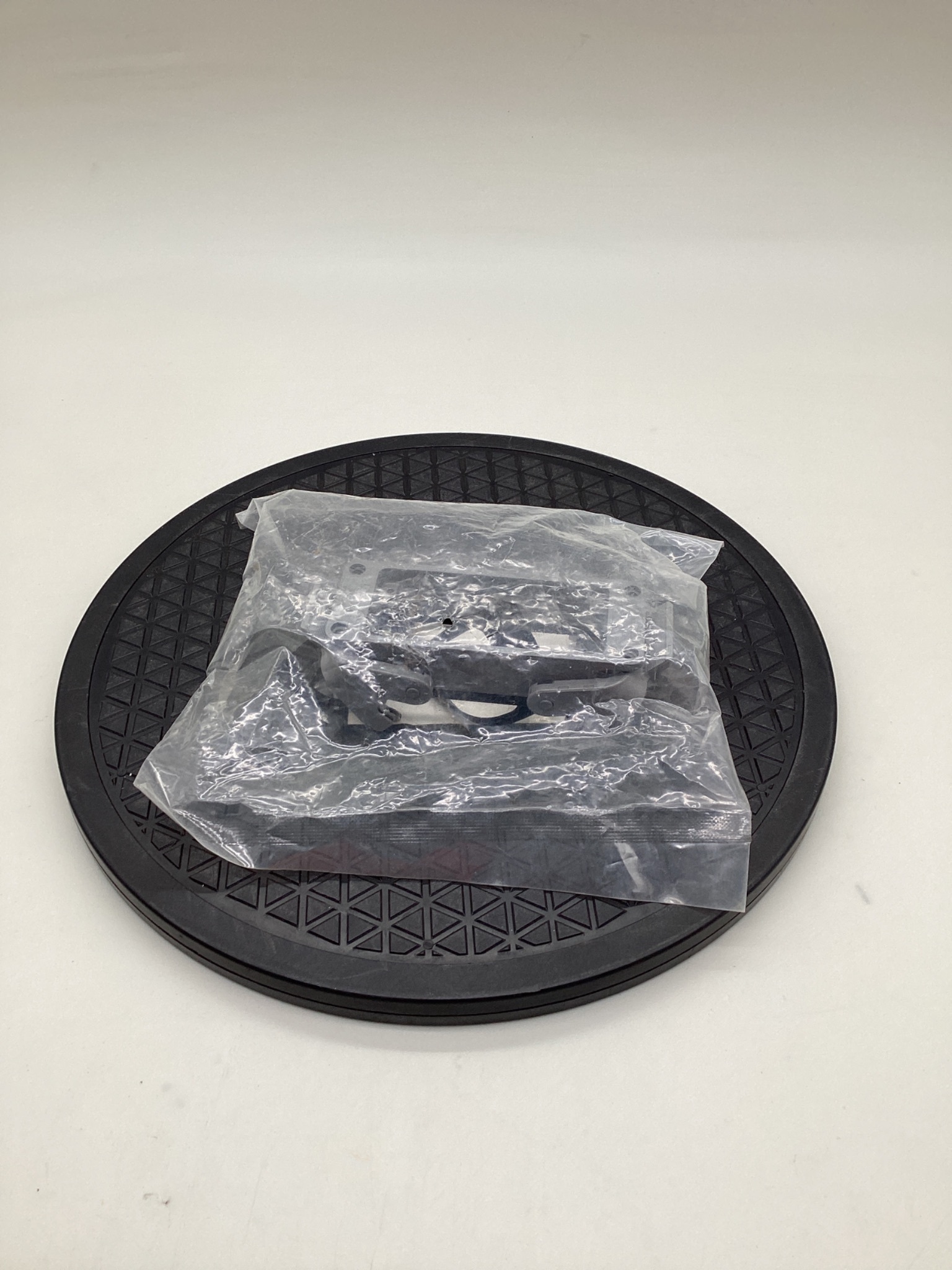 HARTING 09300160301 Han 16B-HBM-DL Surface Mount Housing NEW 2