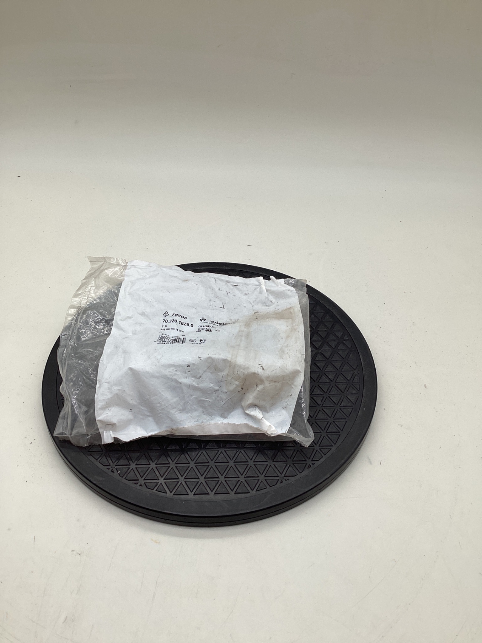 WIELAND 70.320.1628.0 Revos BAS GUT GA 16 50A Base Housing NEW 0