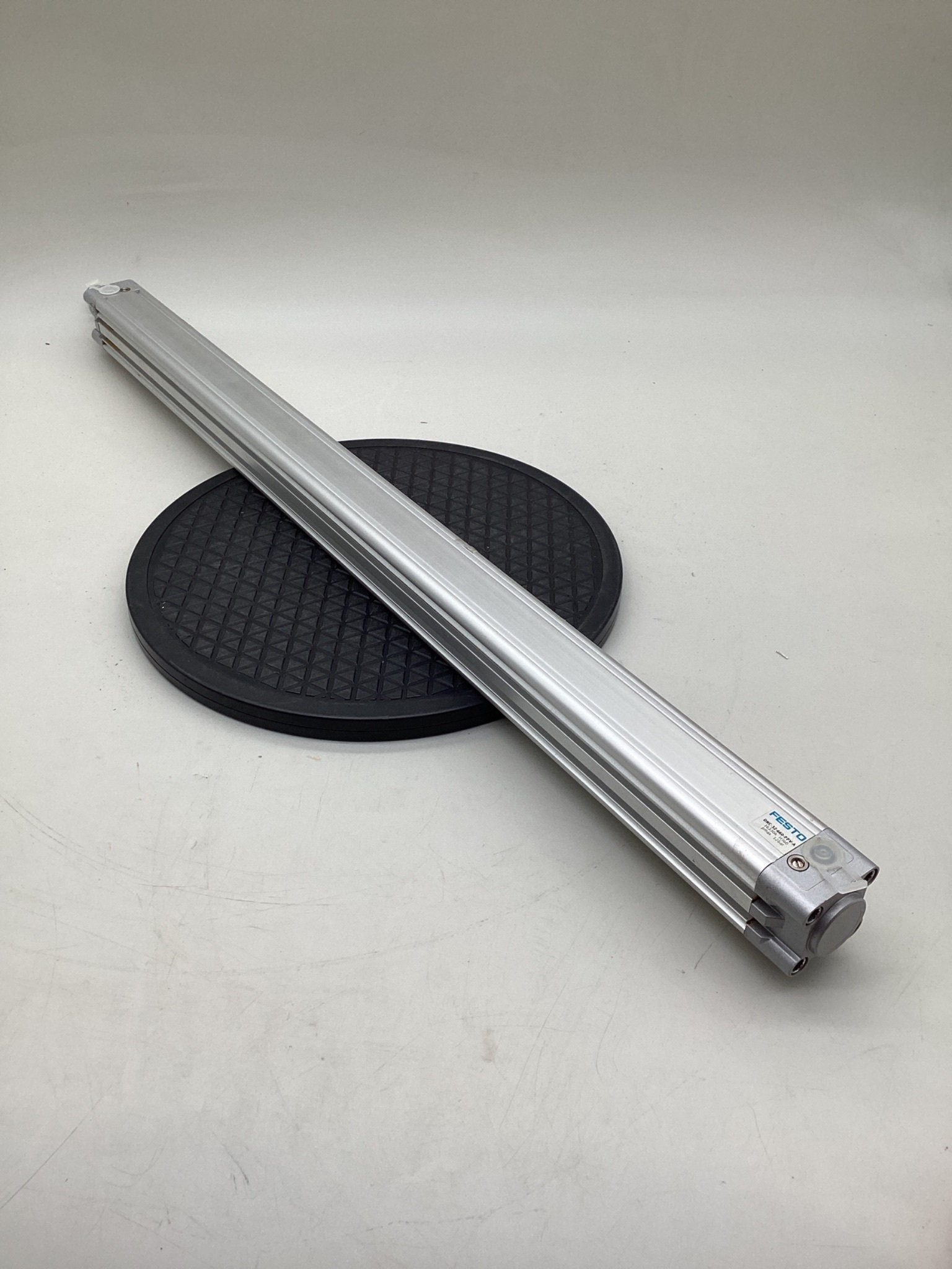 FESTO DNC-32-660-PPV-A ISO Pneumatic Cylinder USED 3