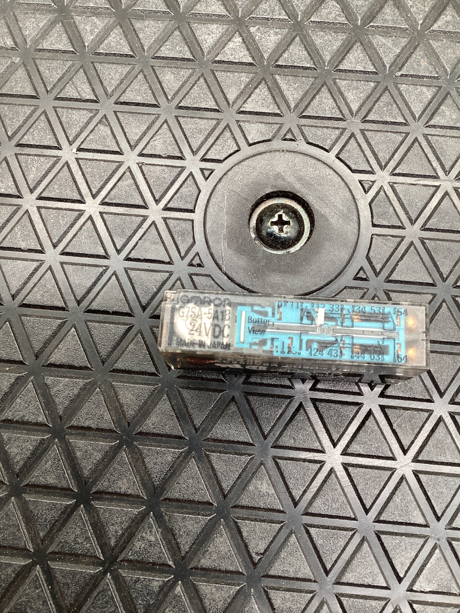 OMRON G7SA-5A1B Safety Relay 24VDC USED 2