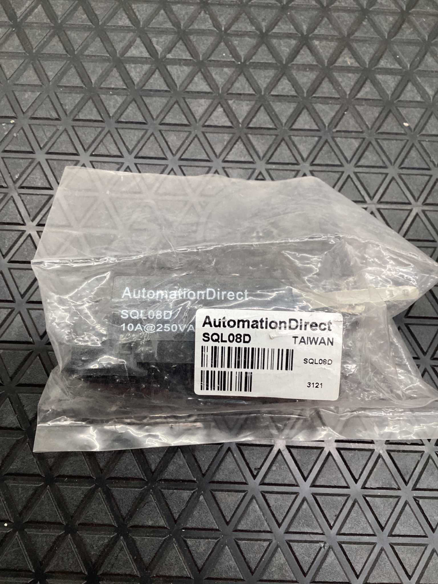 AUTOMATIONDIRECT SQL08D 8-Pin Relay Socket NEW 2