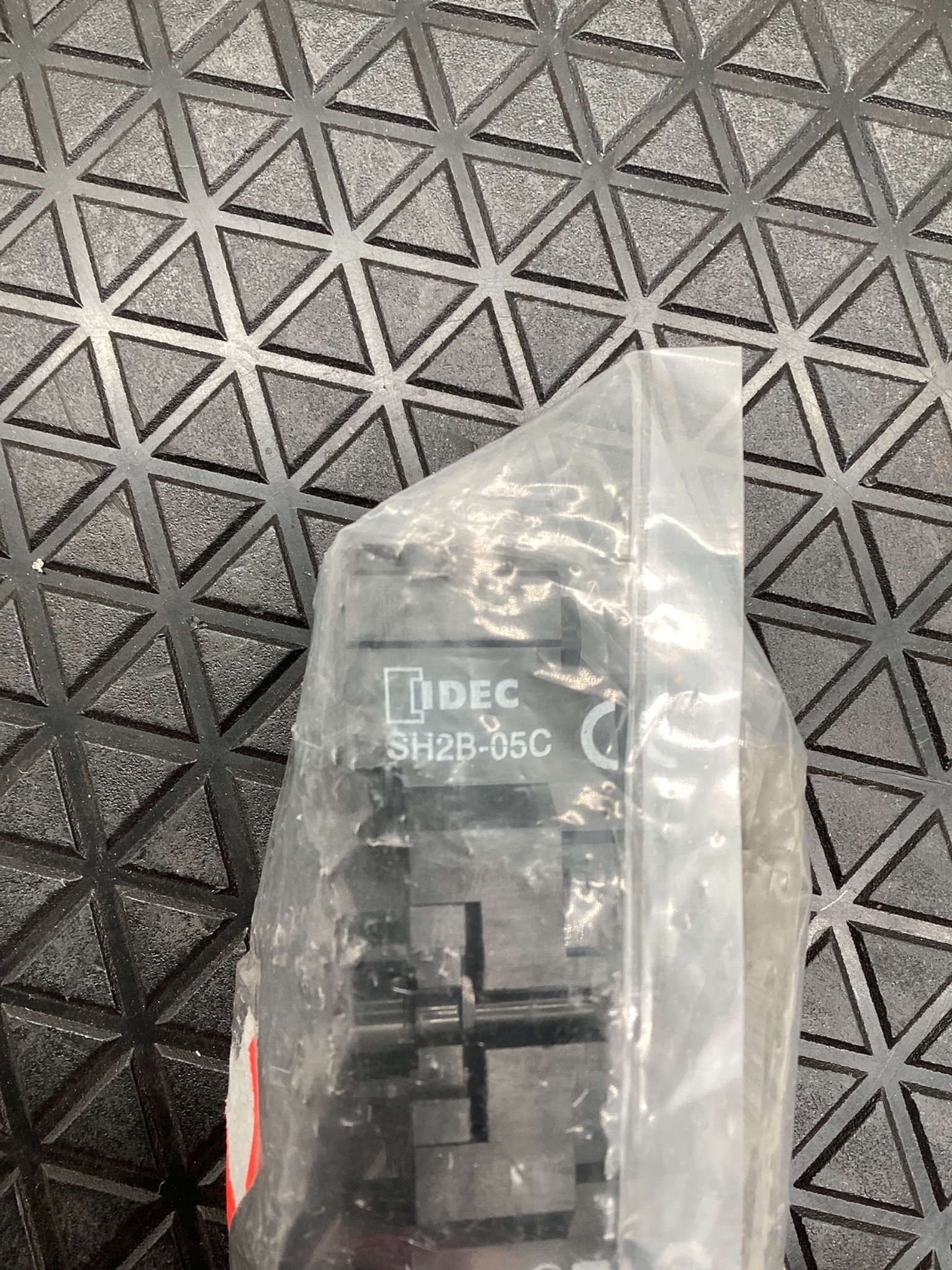 IDEC SH2B-05C Relay Socket NEW 3