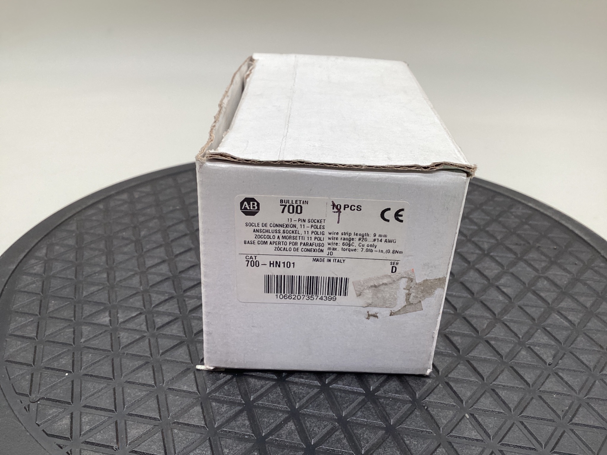 ALLEN-BRADLEY 700-HN101 11-Pin Relay Socket (Box of 7) NEW 1