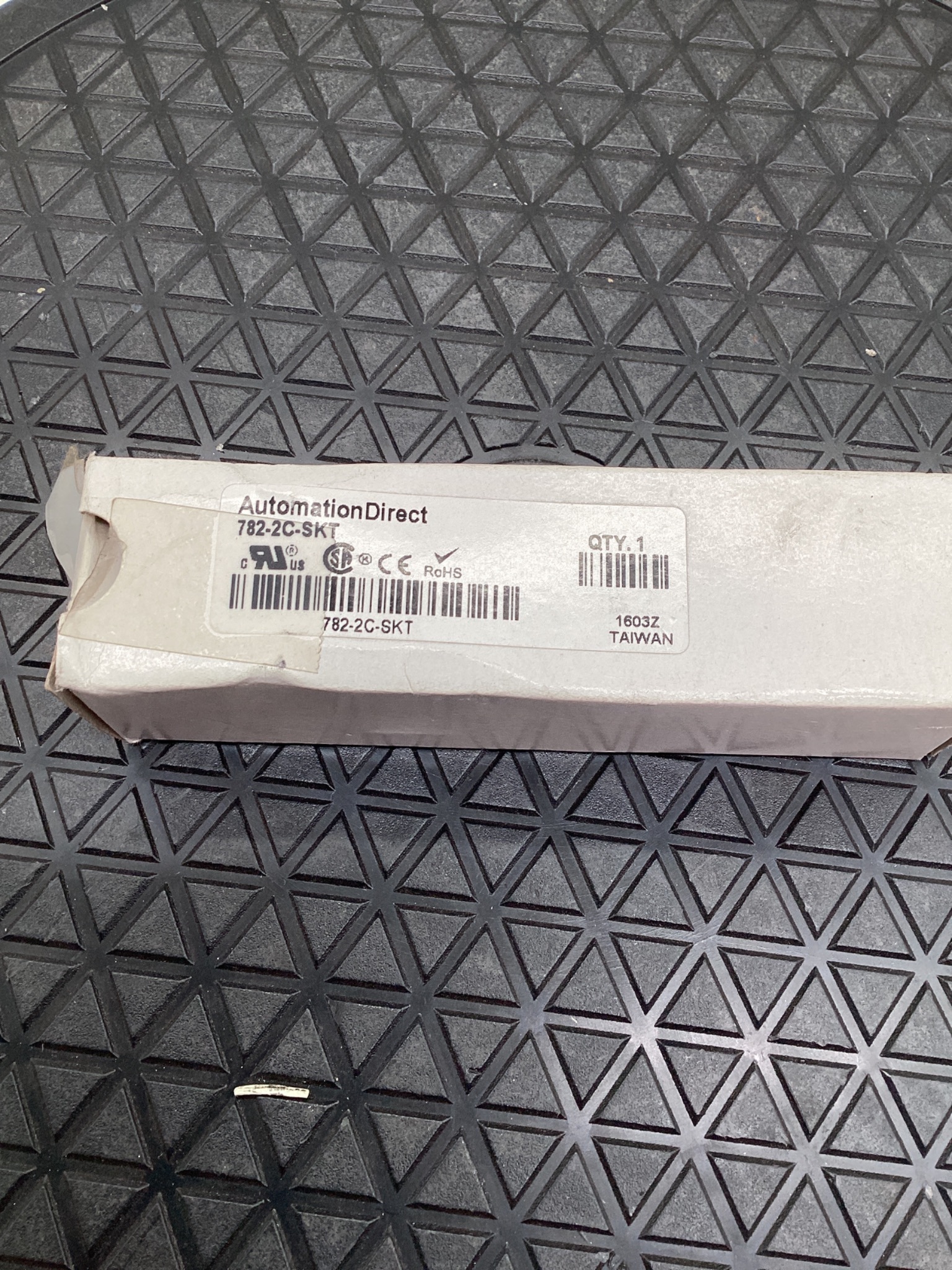 AUTOMATIONDIRECT 782-2C-SKT Relay Socket NEW 1