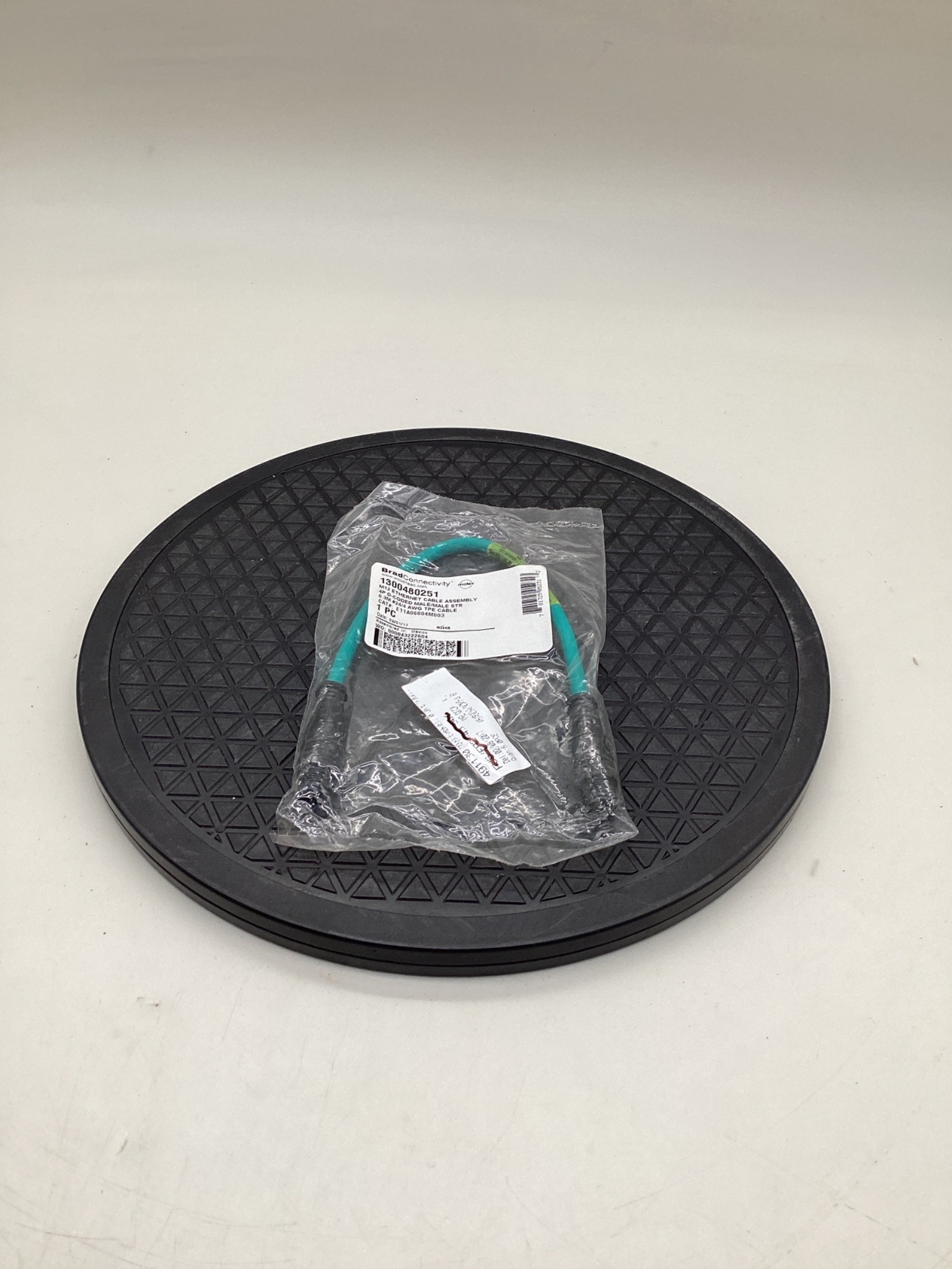 BRAD CONNECTIVITY 1300480251 M12 Ethernet Cordset 0.3M NEW 0