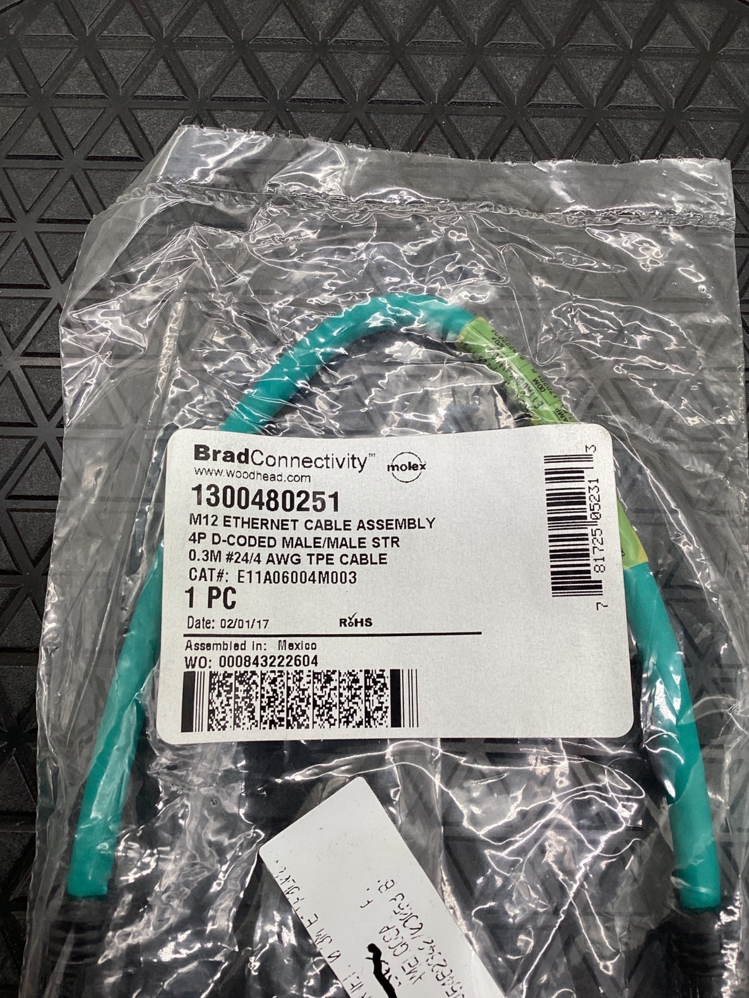 BRAD CONNECTIVITY 1300480251 M12 Ethernet Cordset 0.3M NEW 1
