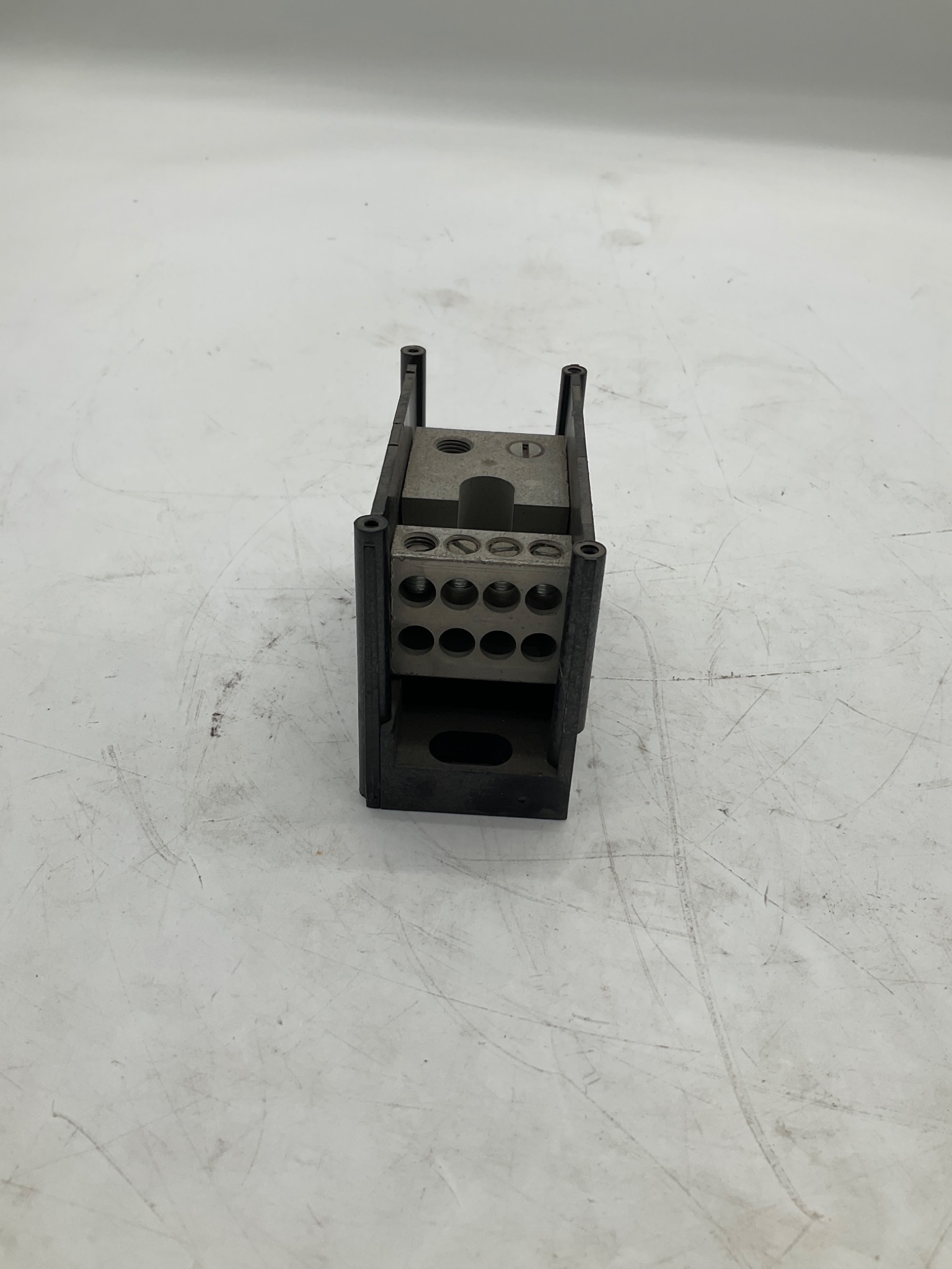 Ferraz Shawmut 66611 Power Distribution Block USED 1