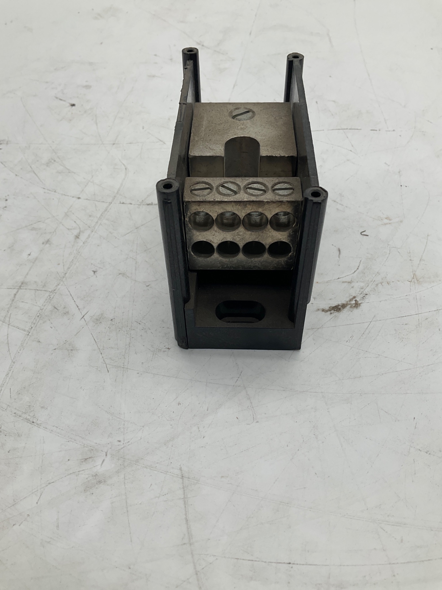 Ferraz Shawmut 66581 1-Pole 600V Power Distribution Block USED 2