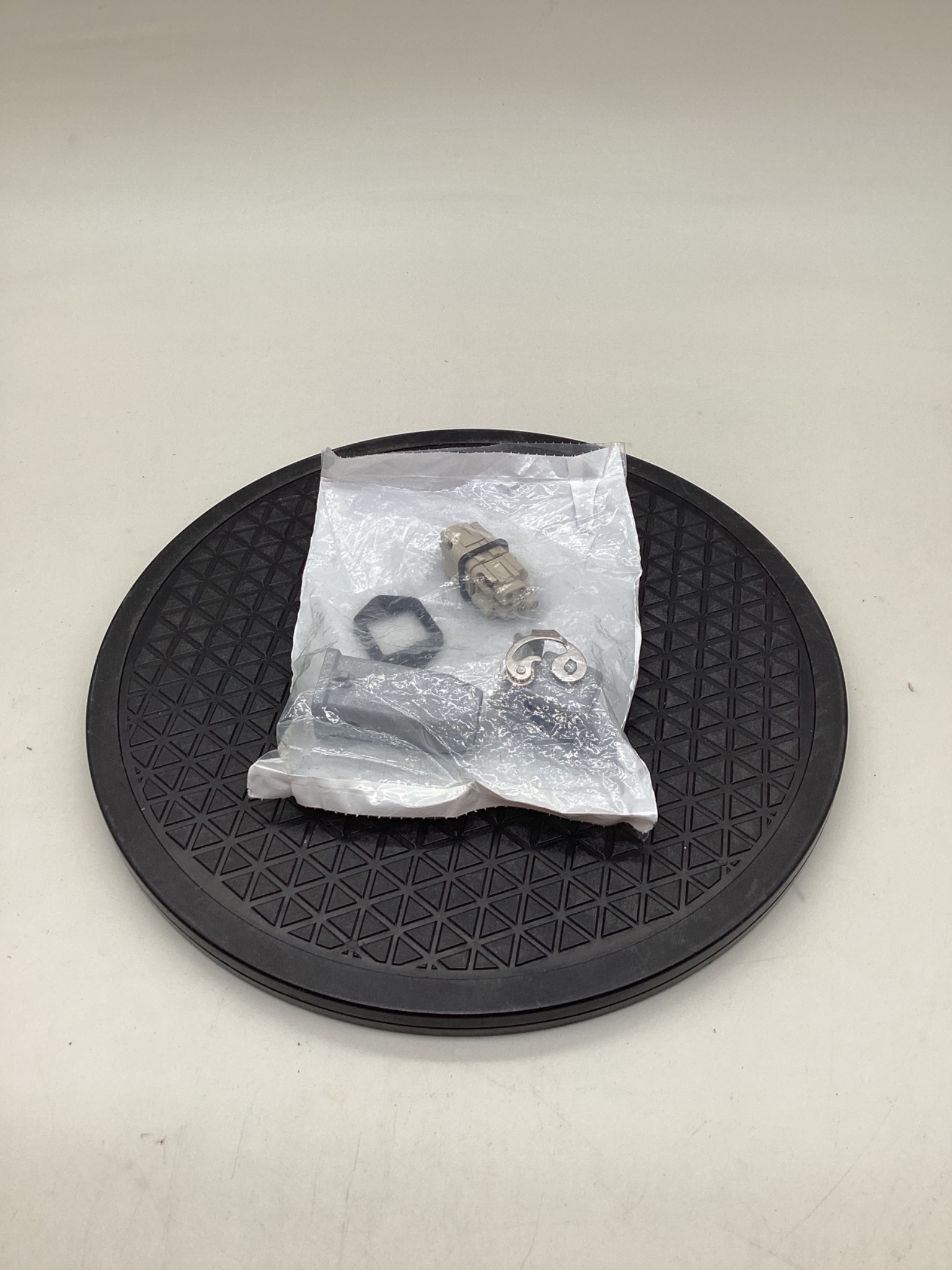 Mencom KMNLS-04IV20 Rectangular Connector Kit NEW 2