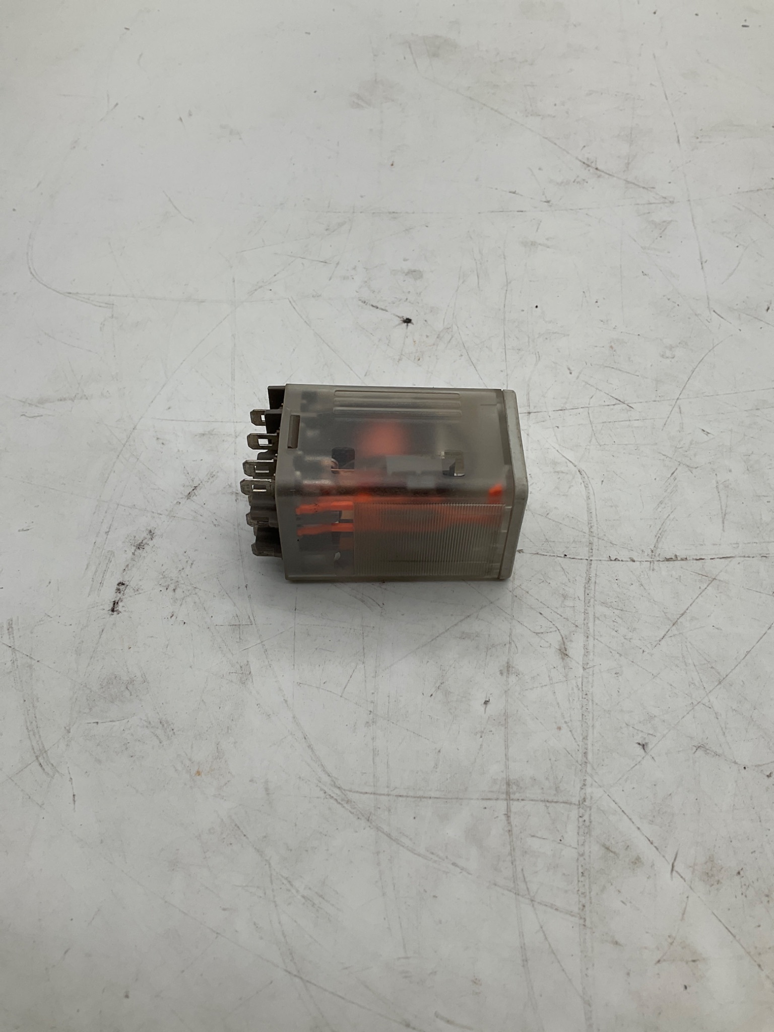 Allen-Bradley 700-HB33Z24 3PDT General Purpose Relay 24VDC USED 2