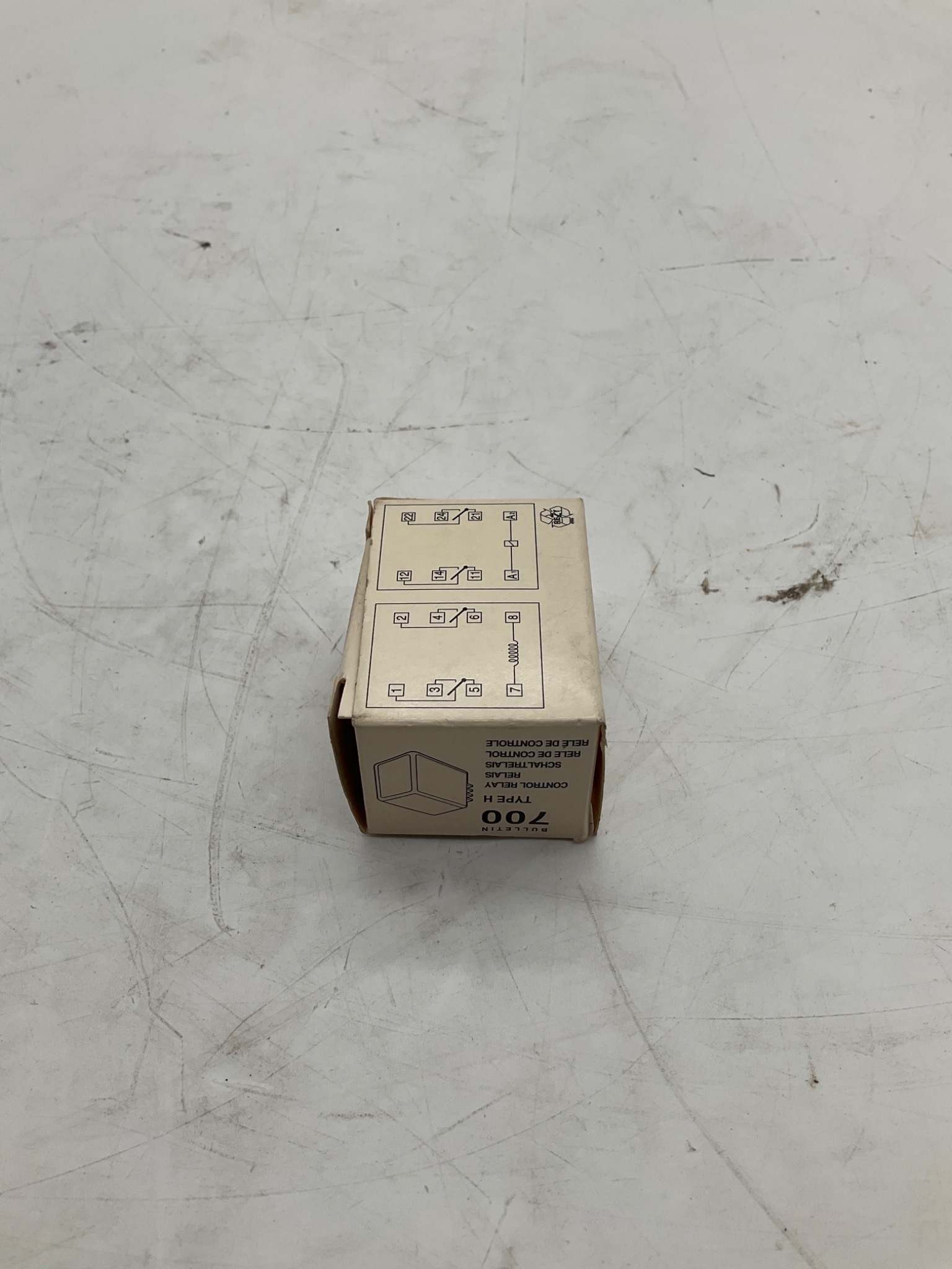 Allen-Bradley 700-HF32Z24 Type H DPDT Control Relay 24VDC 10A NEW 1
