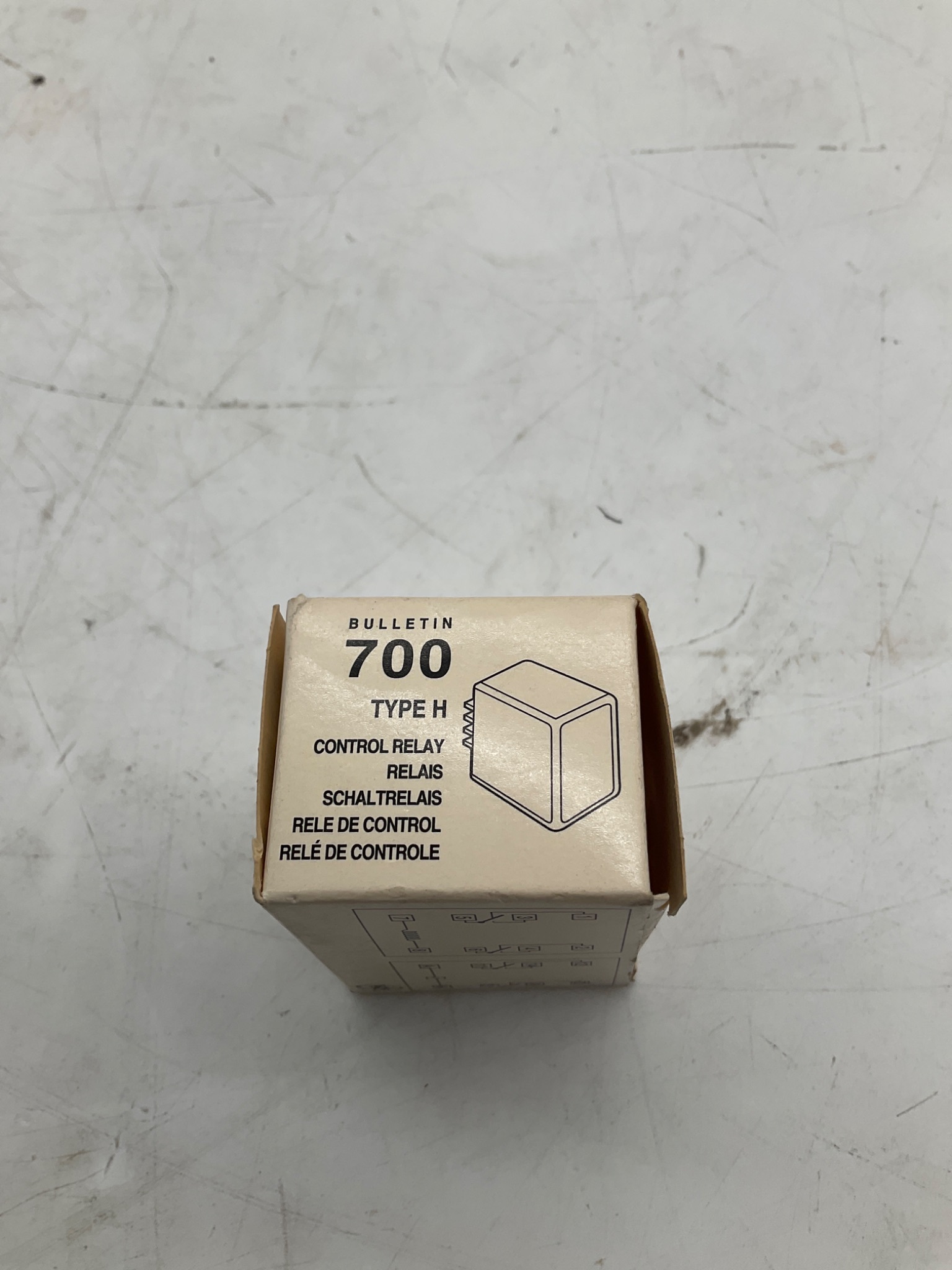 Allen-Bradley 700-HF32Z24 Type H DPDT Control Relay 24VDC 10A NEW 2