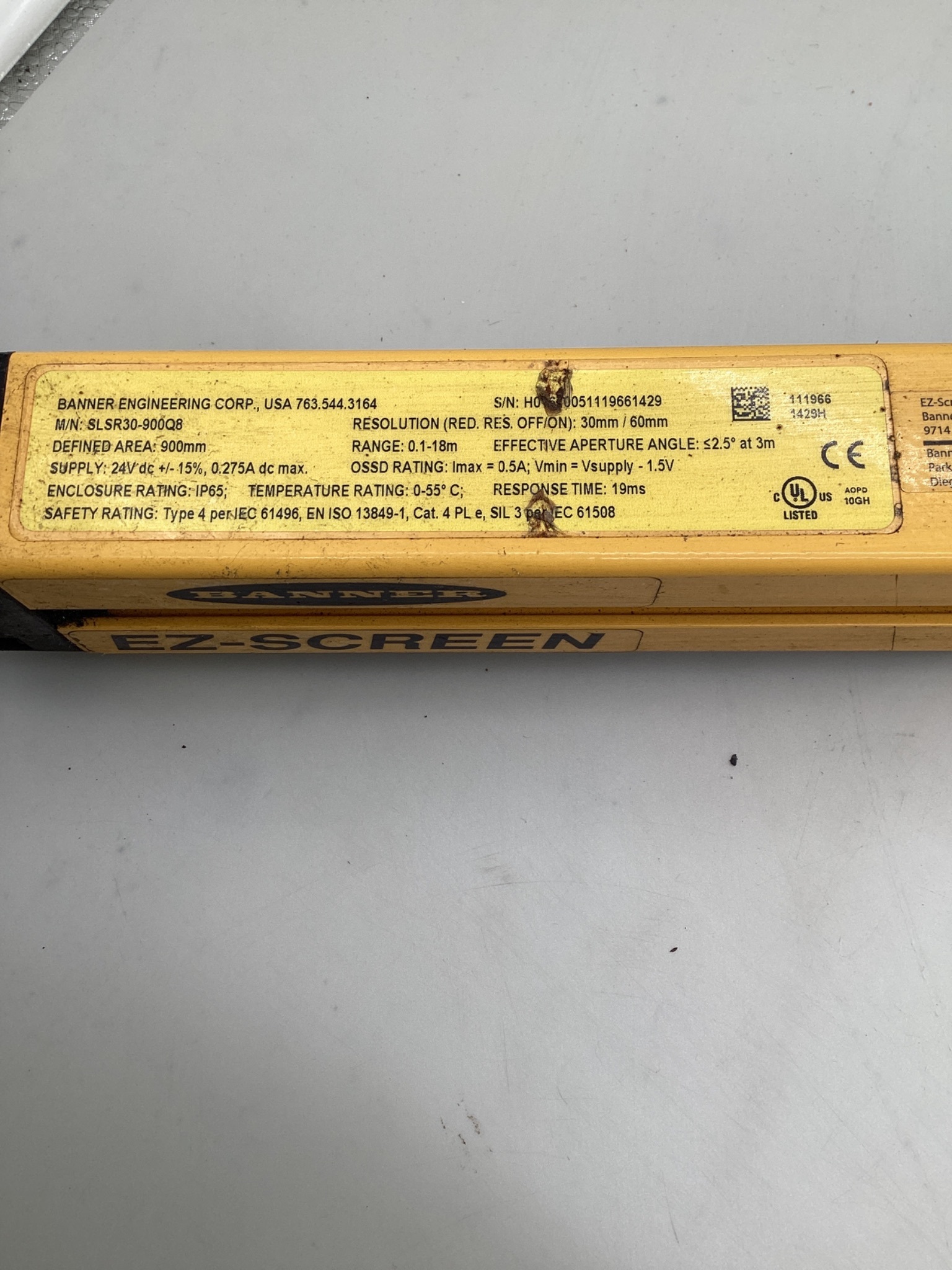 Banner SLSR30-900Q8 EZ-SCREEN LS 900mm Safety Light Curtain Receiver USED 1