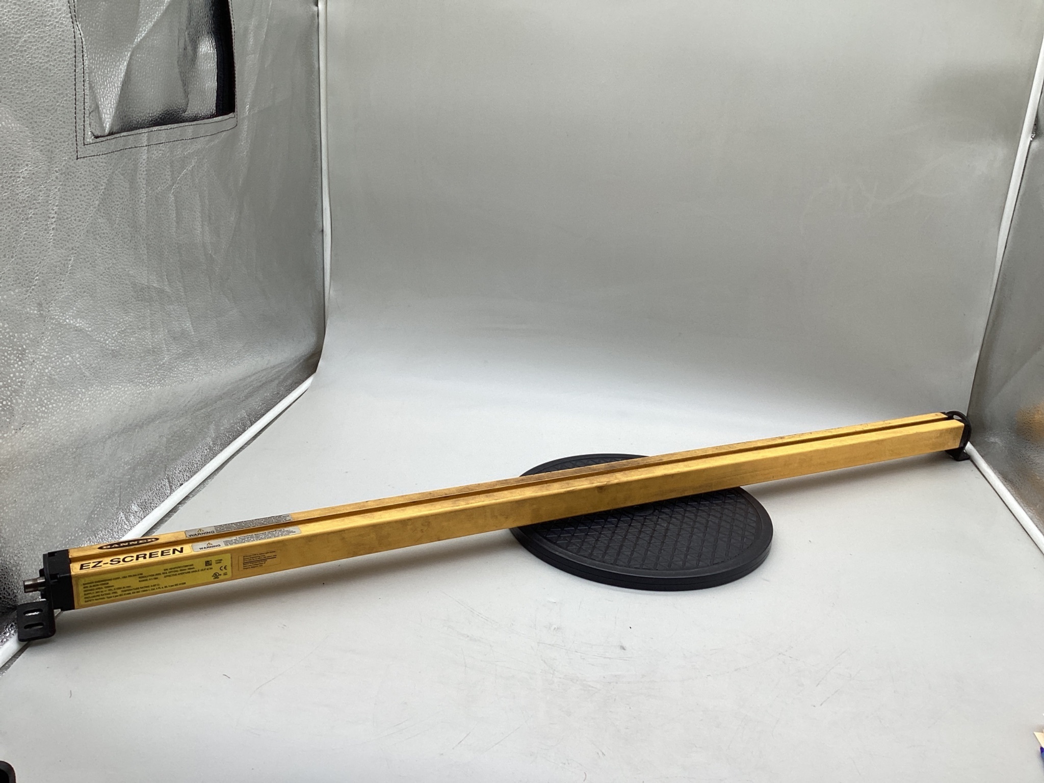 Banner SLSE30-1050Q8 EZ-SCREEN LS 1050mm Safety Light Curtain Emitter USED 0