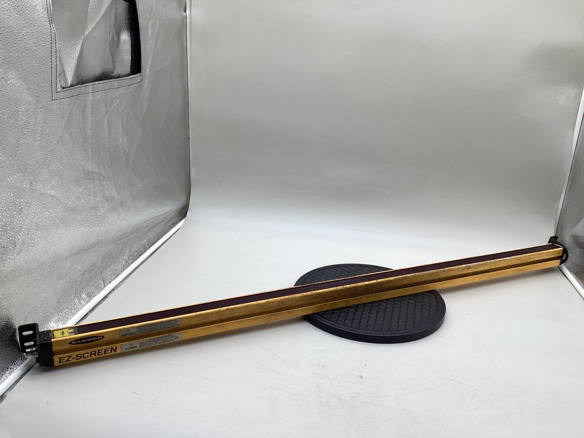Banner SLSE30-1050Q8 EZ-SCREEN LS 1050mm Safety Light Curtain Emitter USED 2