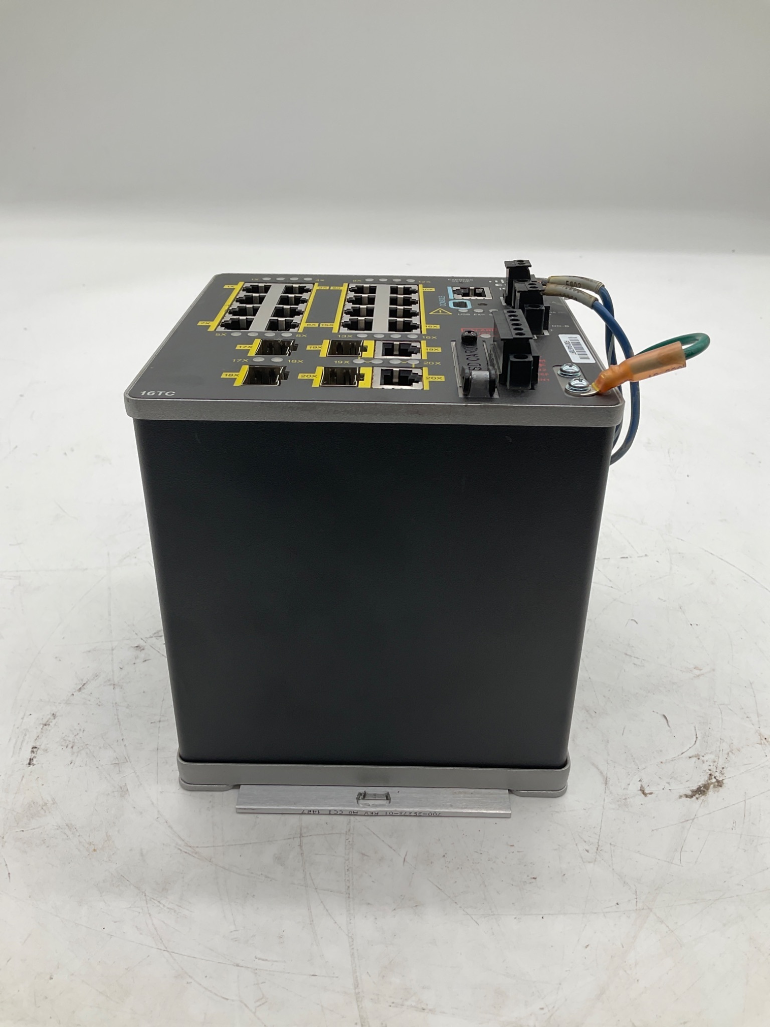 Cisco IE-2000-16TC-B V01 Industrial Ethernet Switch 16-Port USED 3