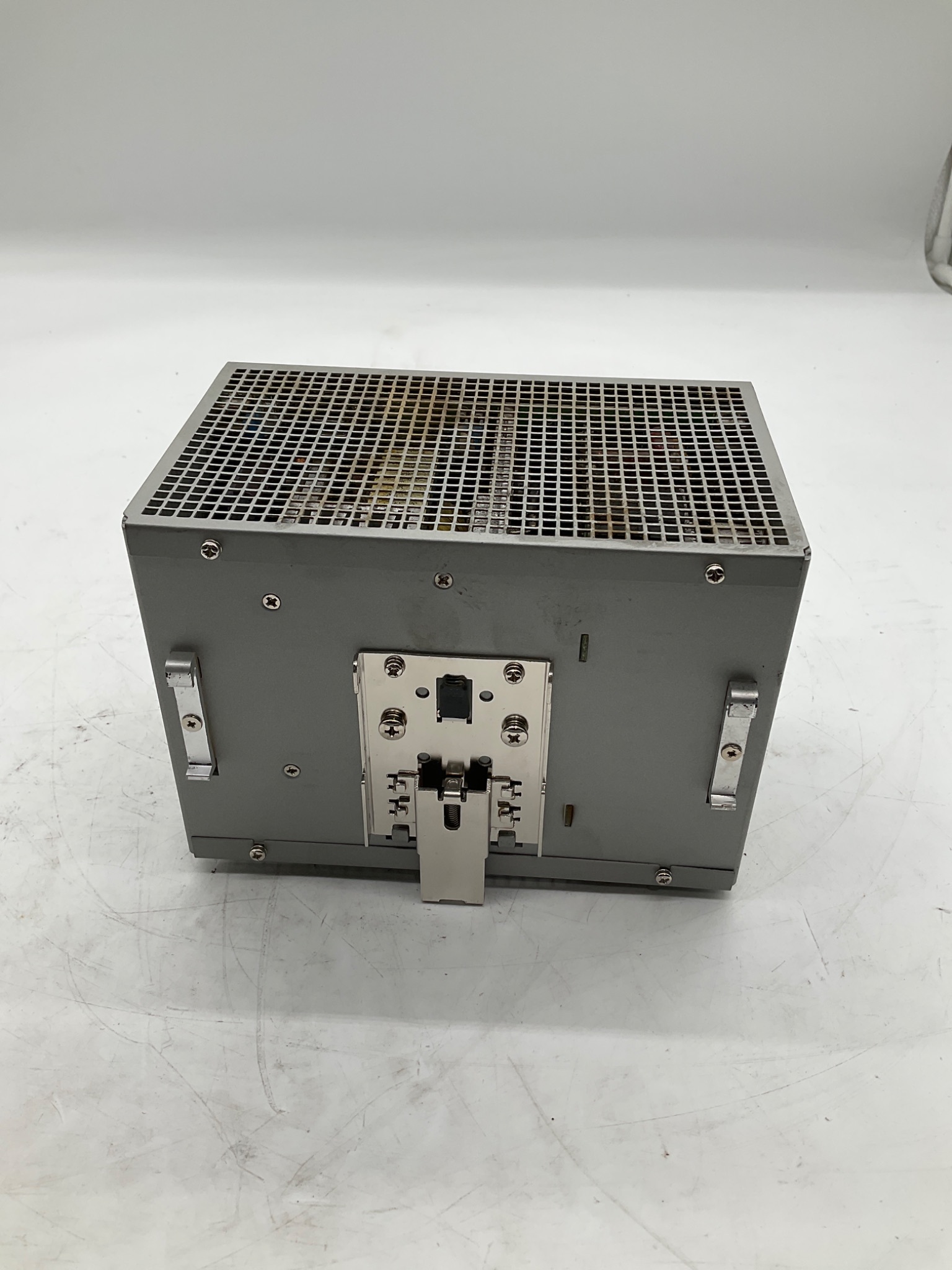 Balluff BAE0003 BAE PS-XA-1W-24-200-005 24VDC 20A Power Supply USED 3