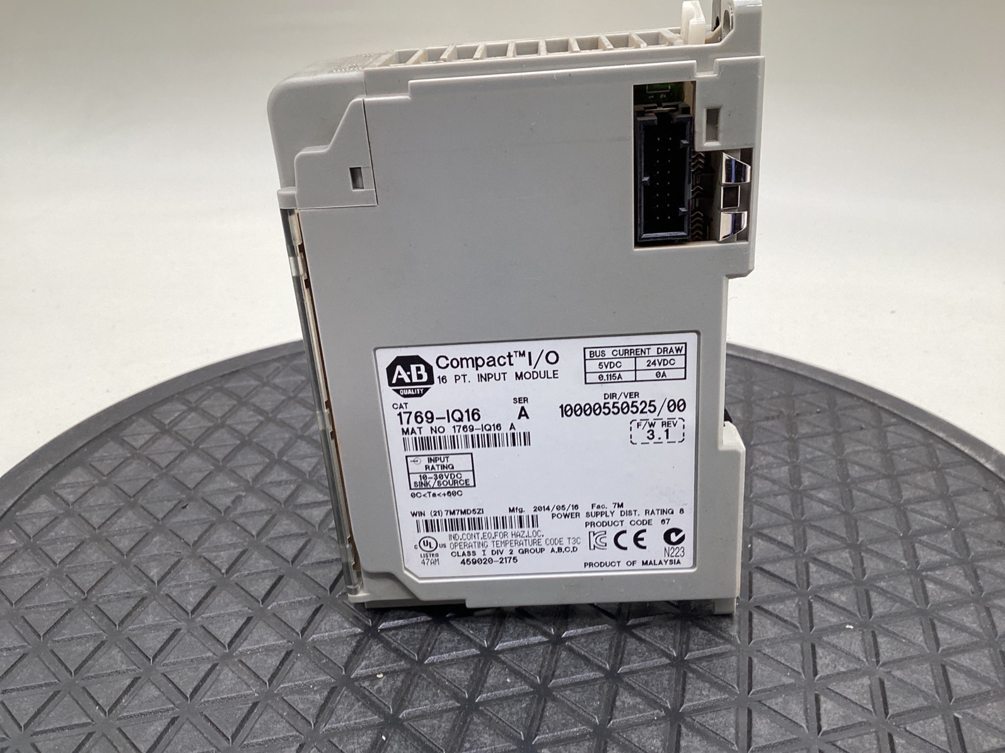 Allen-Bradley 1769-IQ16 Compact I/O 16-Point 24VDC Input Module USED 1