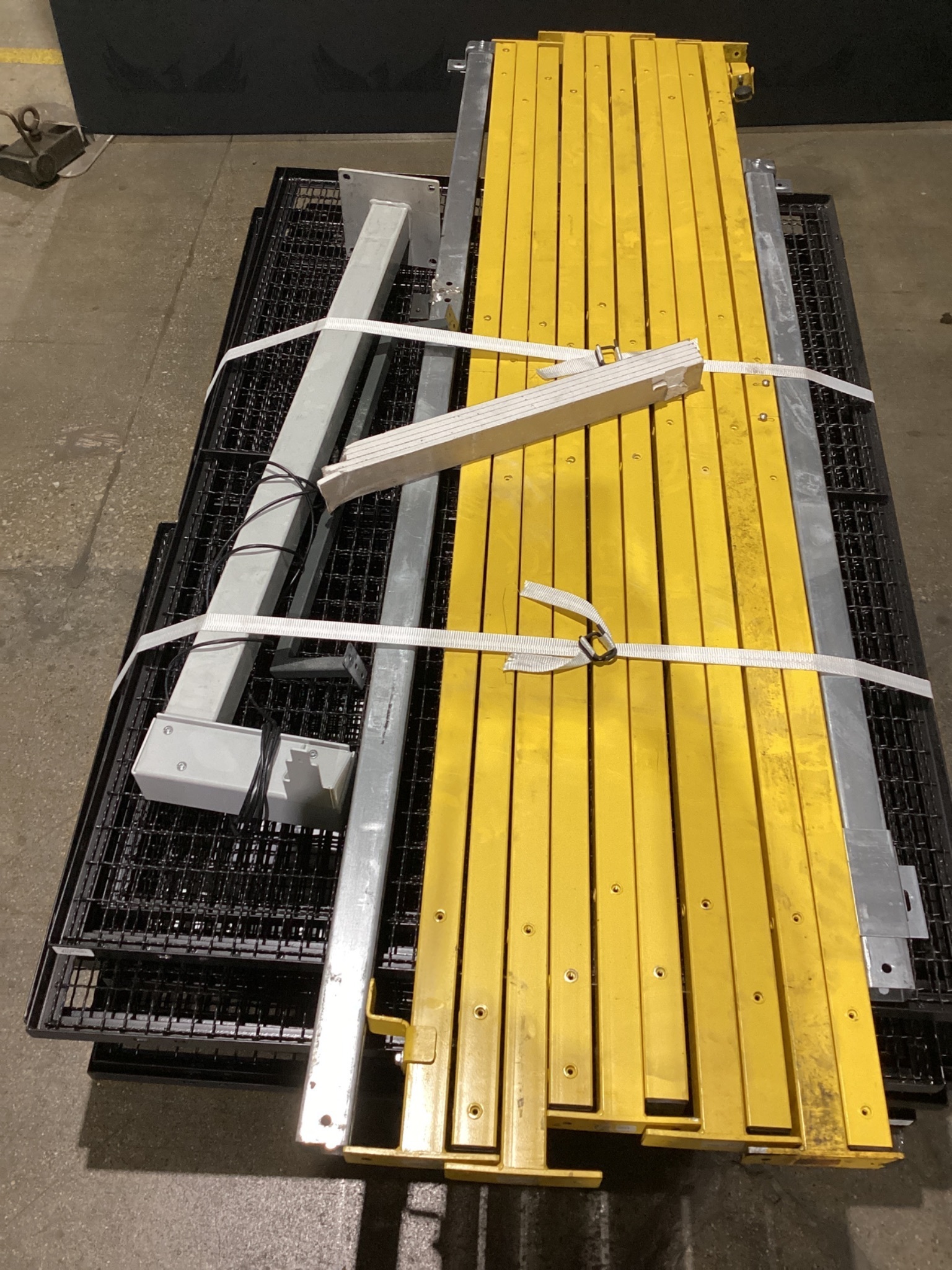 WireCrafters RapidGuard II 34U 64U Machine Guarding Panels & Components USED 0