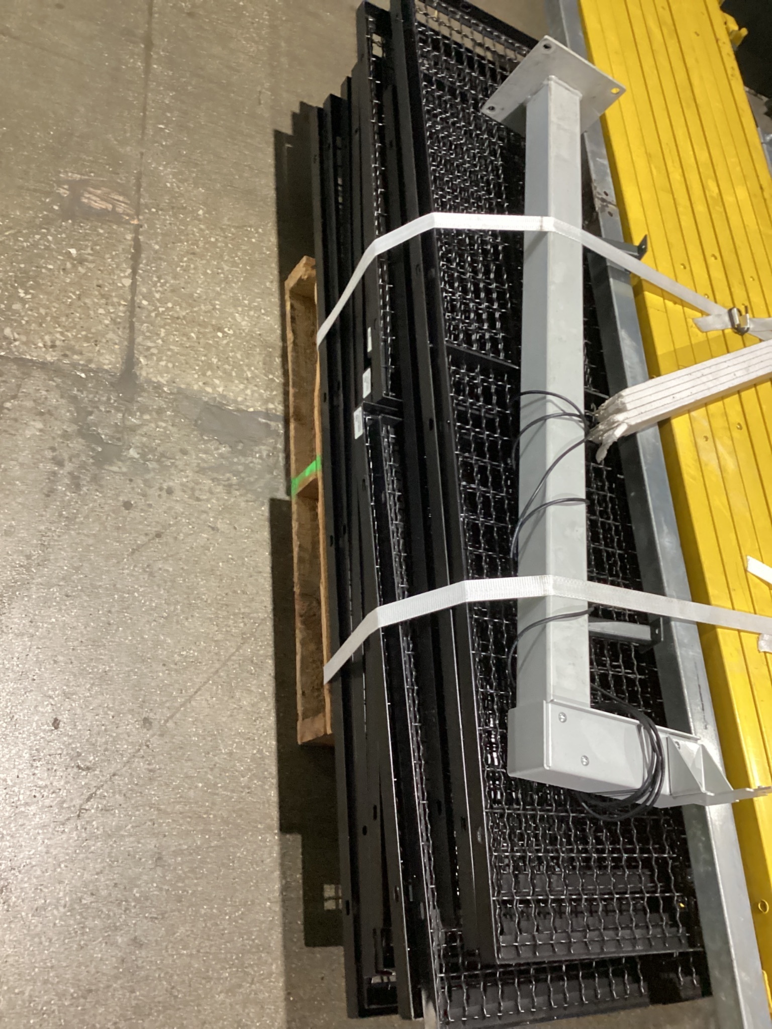 WireCrafters RapidGuard II 34U 64U Machine Guarding Panels & Components USED 2