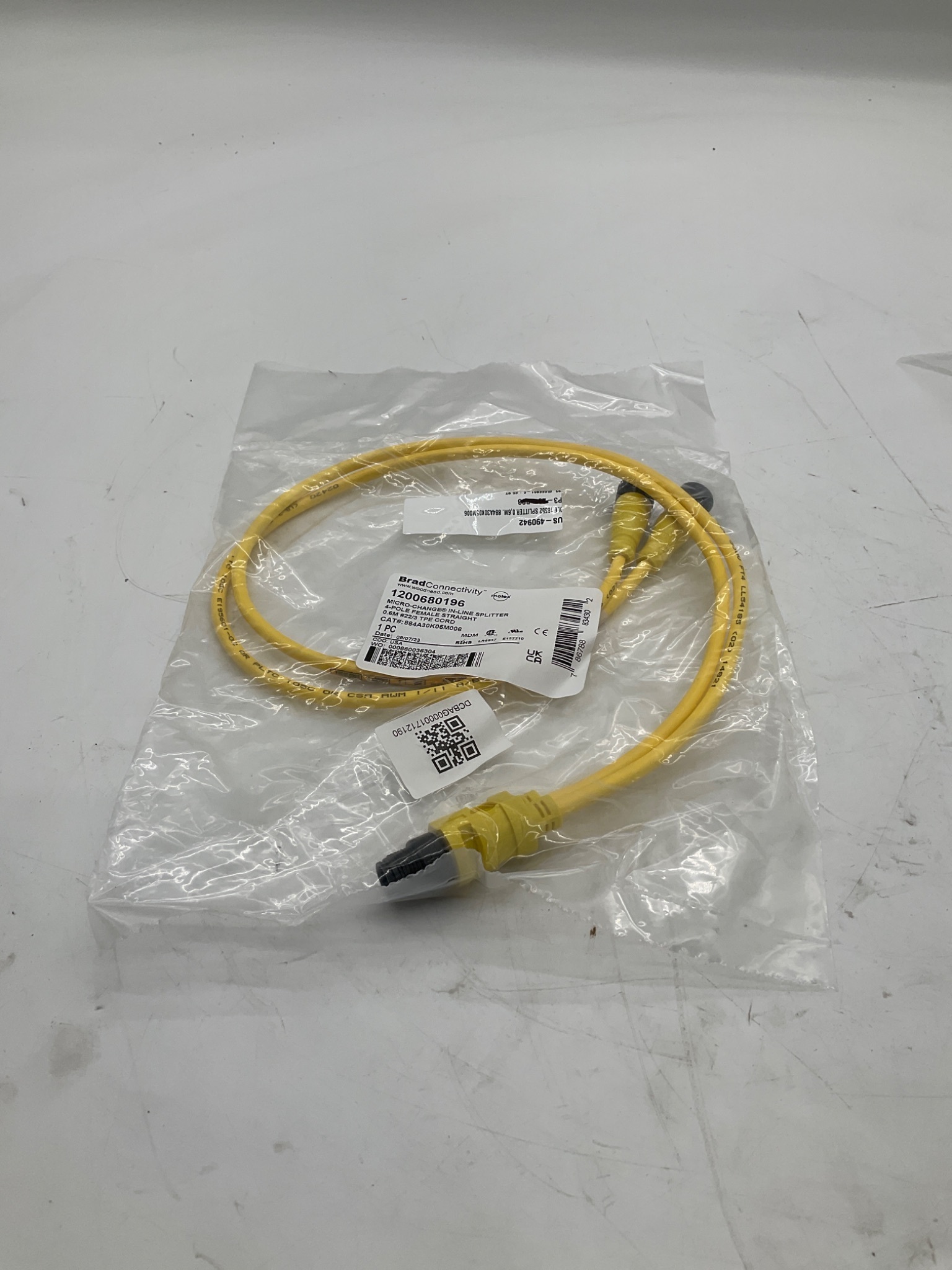 Brad Connectivity 1200680196 Micro-Change 4-Pole Female In-Line Splitter 0.6M NEW 0