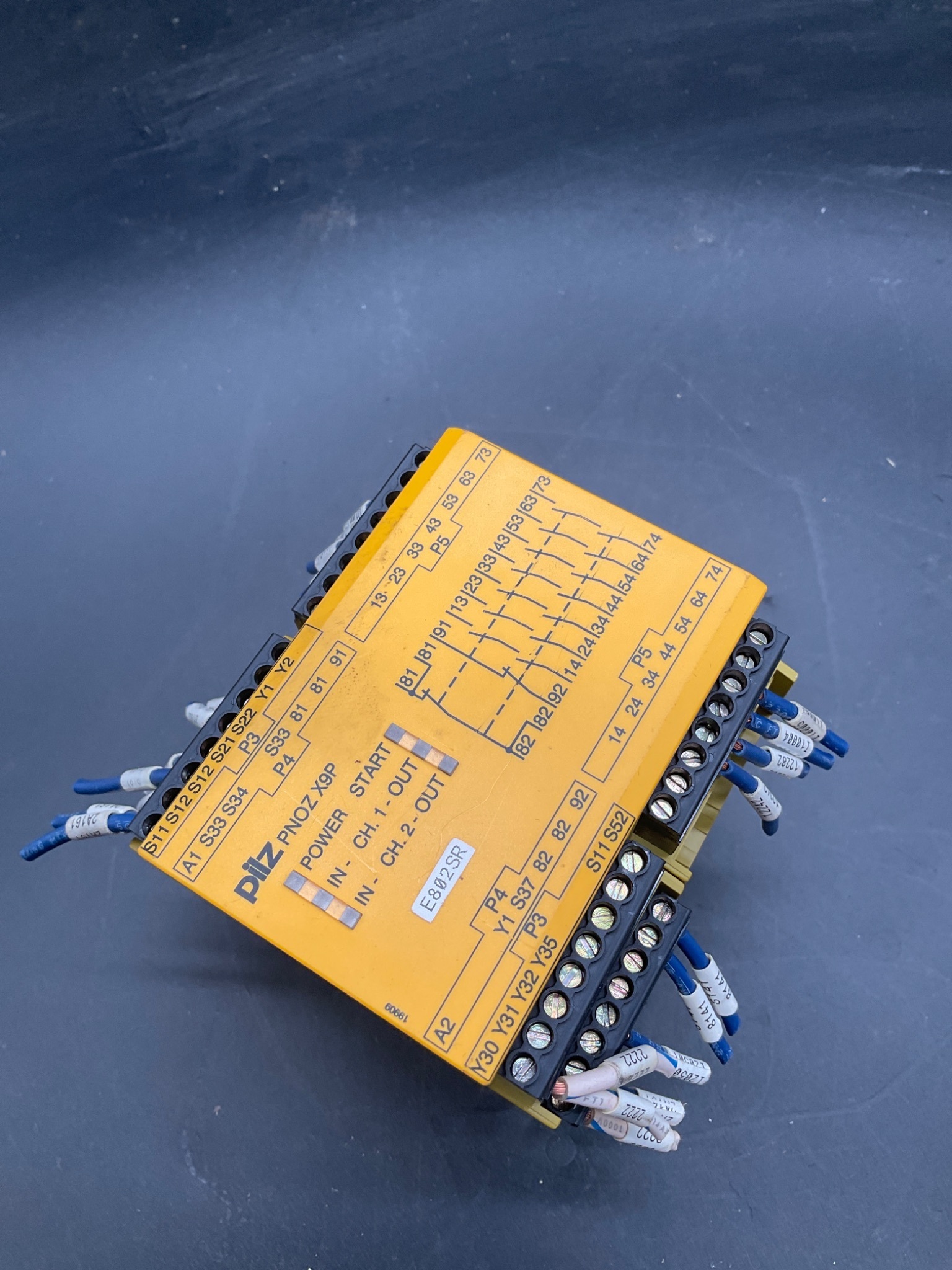 PILZ PNOZ X9P Safety Relay 777609 USED 6