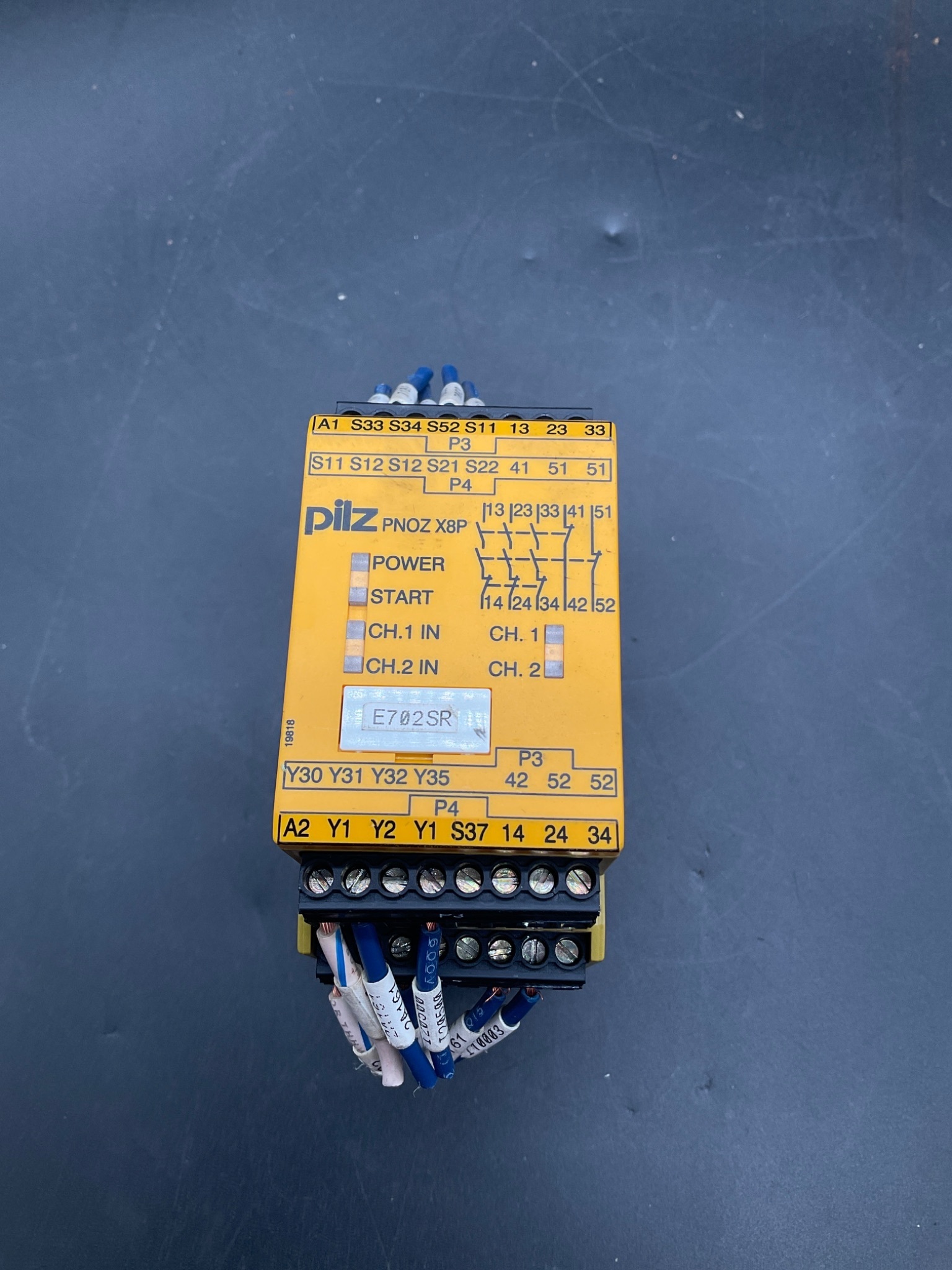 PILZ PNOZ X8P 24 VDC Safety Relay 777760 USED 3