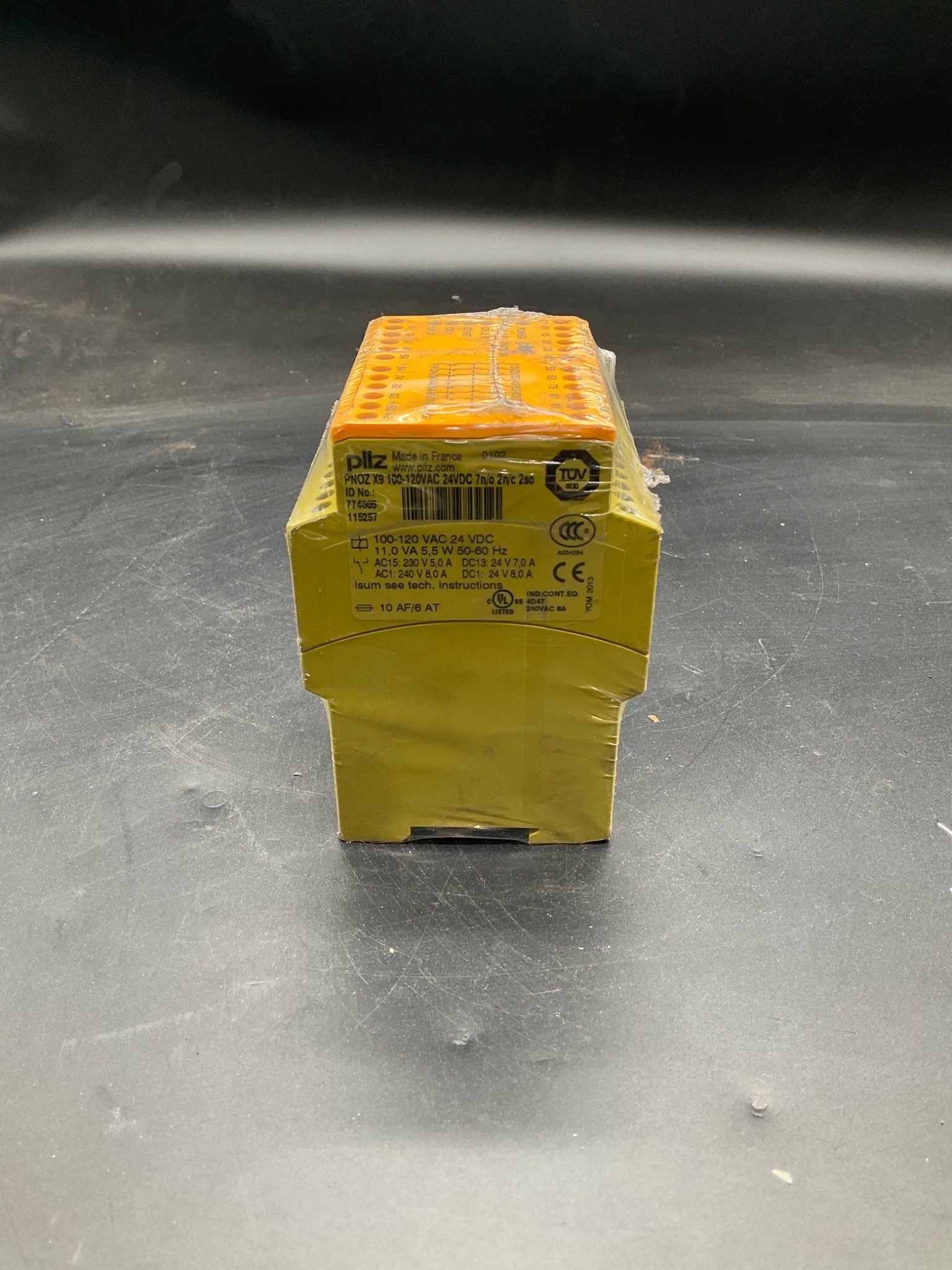 PILZ PNOZ X9 Safety Relay 100–120VAC / 24VDC 774605 NEW 0