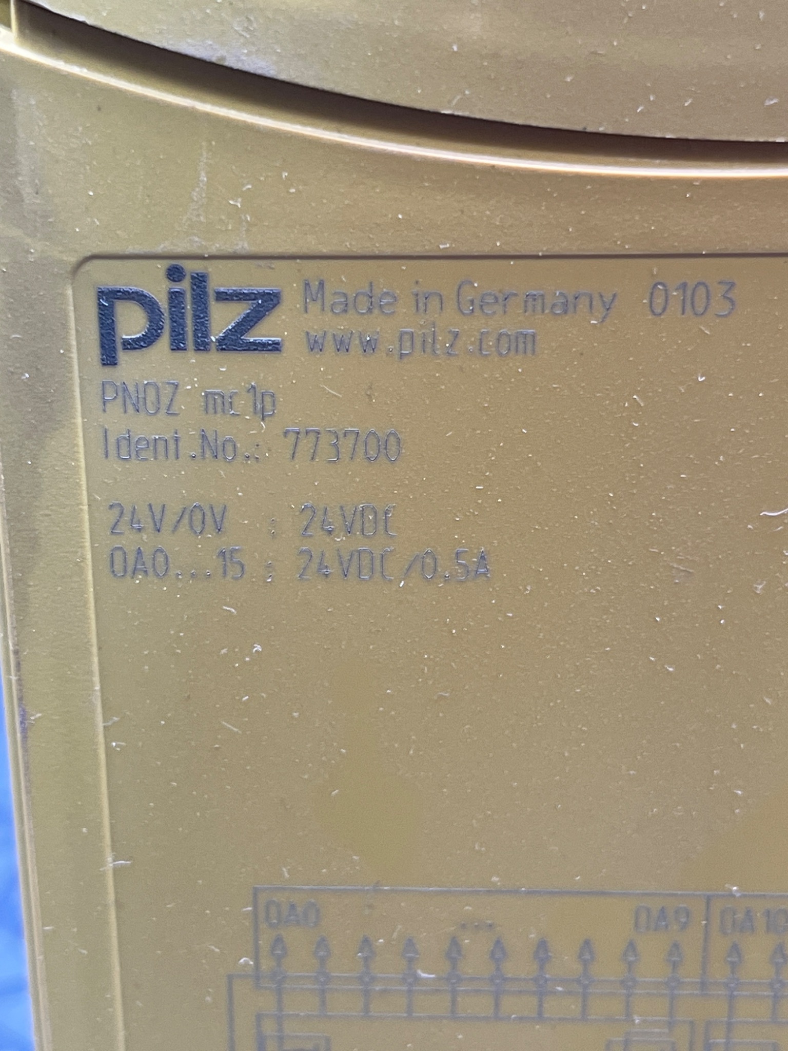 PILZ PNOZ mc1p Safety Controller 773700 USED 4