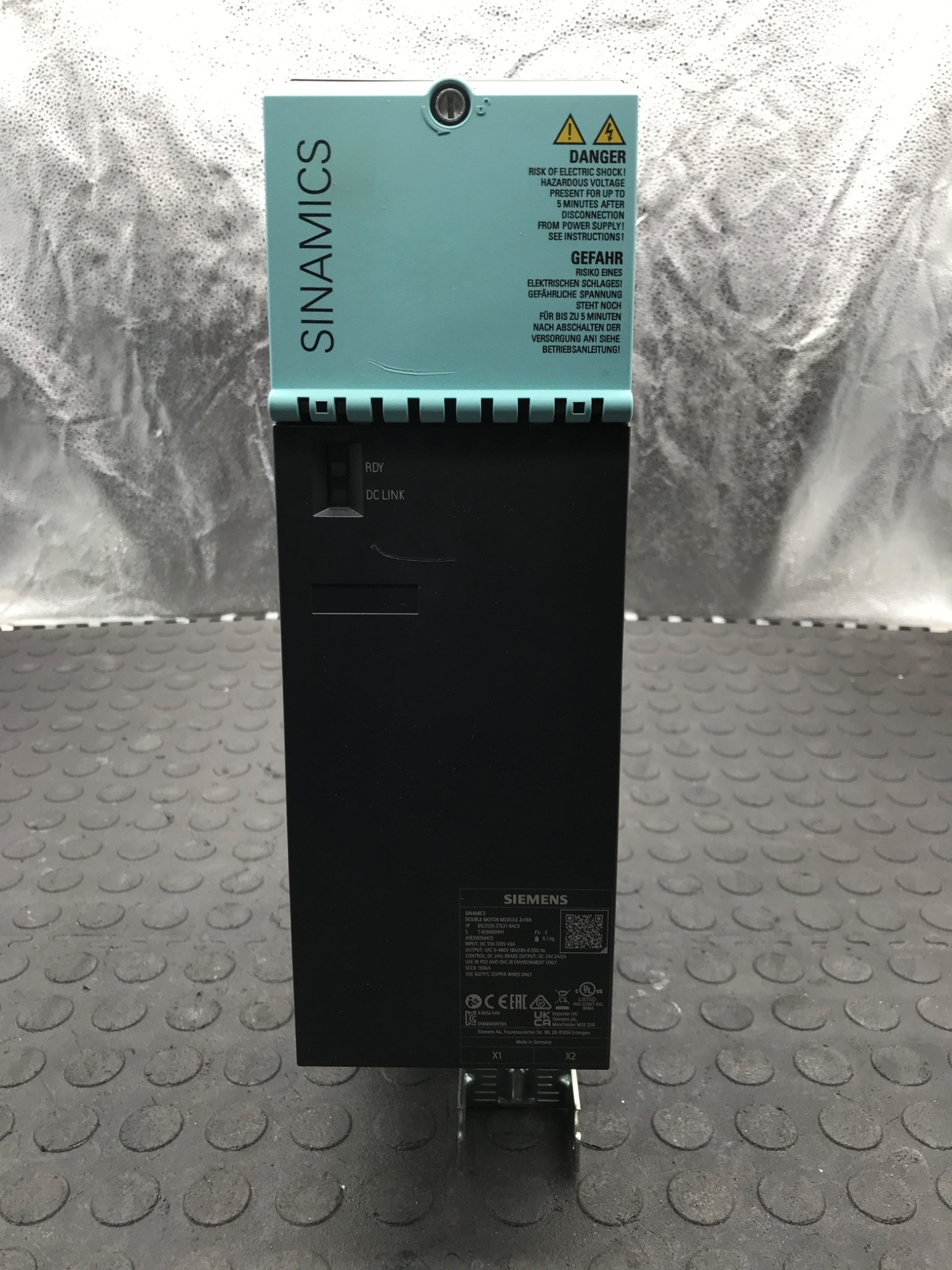 SIEMENS 6SL3120‑2TE21‑8AC0 SINAMICS Double Motor Module USED 1