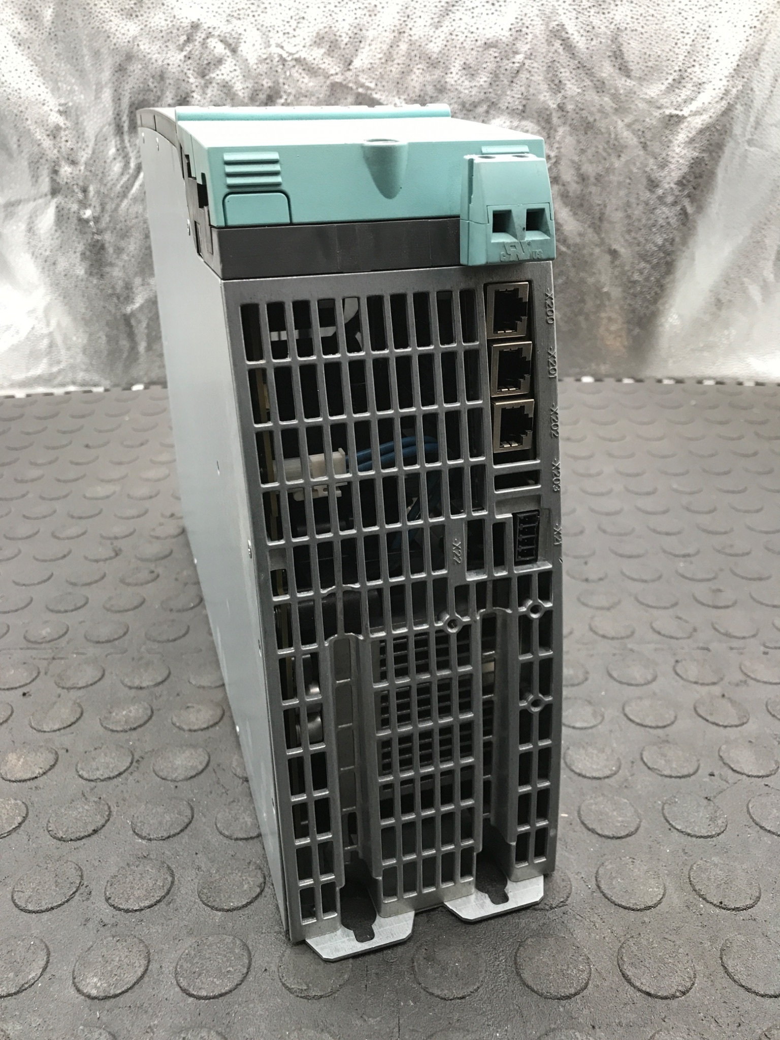 SIEMENS 6SL3130‑6TE21‑6AA4 SINAMICS Smart Line Module USED 4