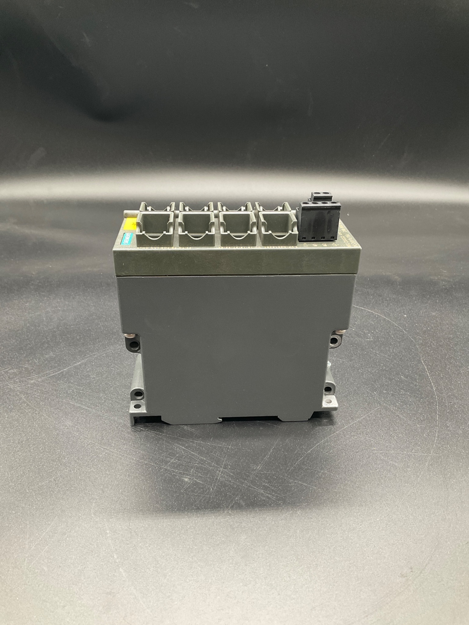 SIEMENS 6GK5208‑0BA10‑2AA3 SCALANCE X208 Ethernet Switch USED 2