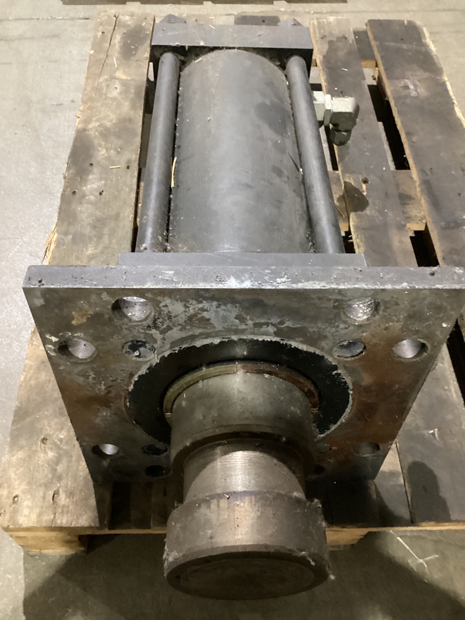 Parker 08.00 CJB3HKTS255C 14.000 Series 3H 8in Bore Hydraulic Cylinder USED 0