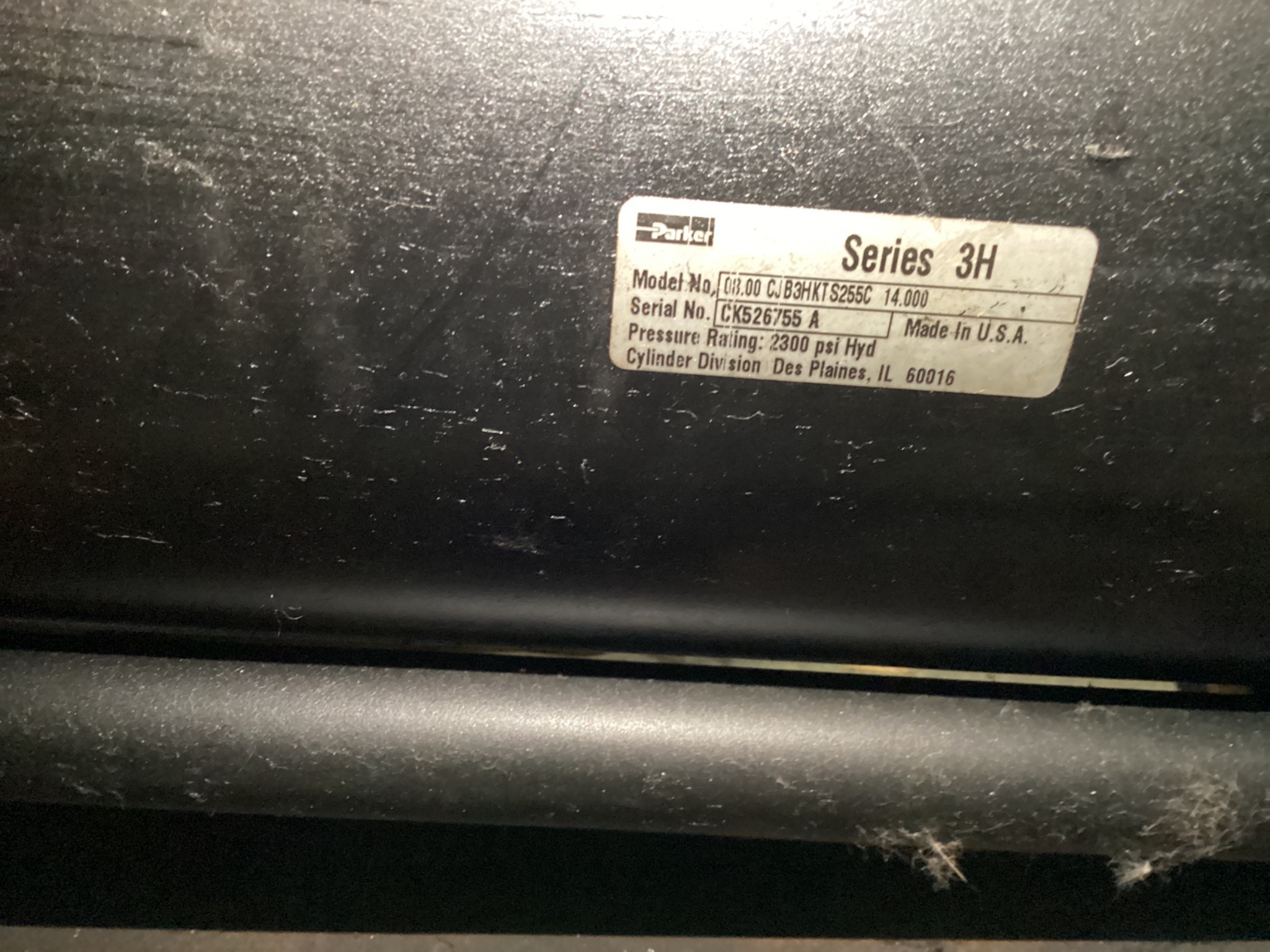 Parker 08.00 CJB3HKTS255C 14.000 Series 3H 8in Bore Hydraulic Cylinder USED 3