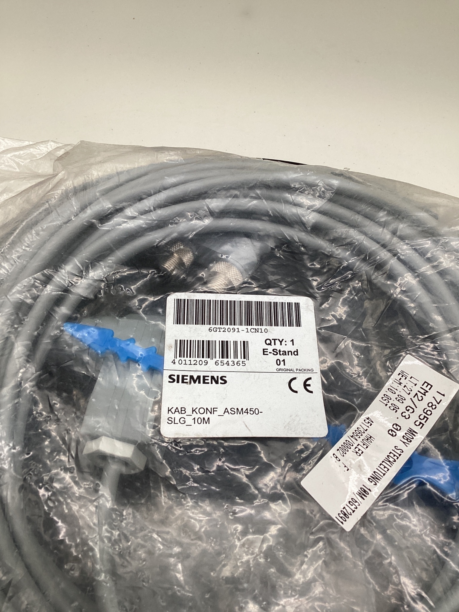 SIEMENS 6GT2091-2CN10 SIMATIC RF Cable Assembly 10M NEW 1