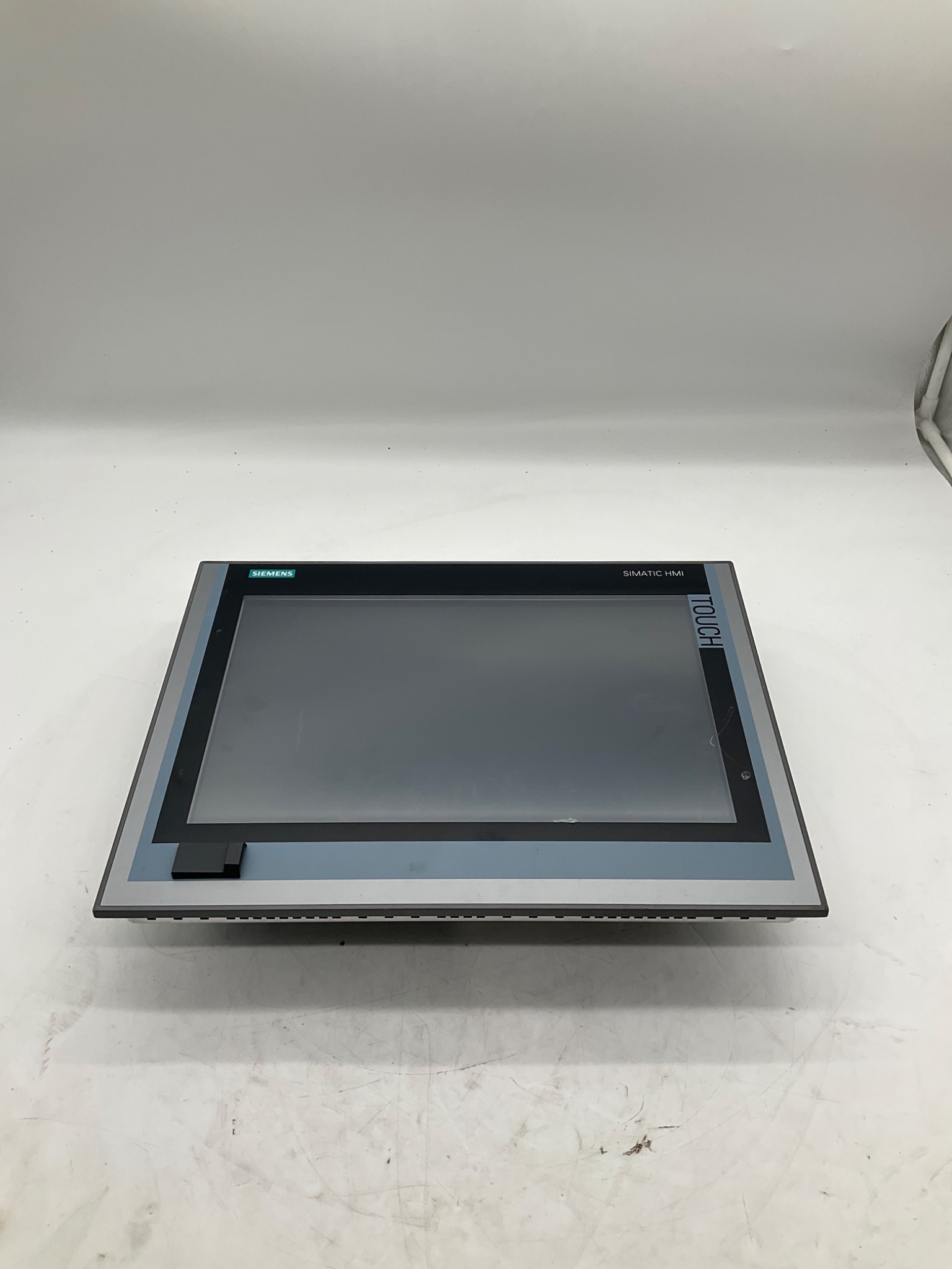 Siemens 6AV7240-3BC04-0HA0 SIMATIC IPC477D 15in Touch Panel PC USED 0