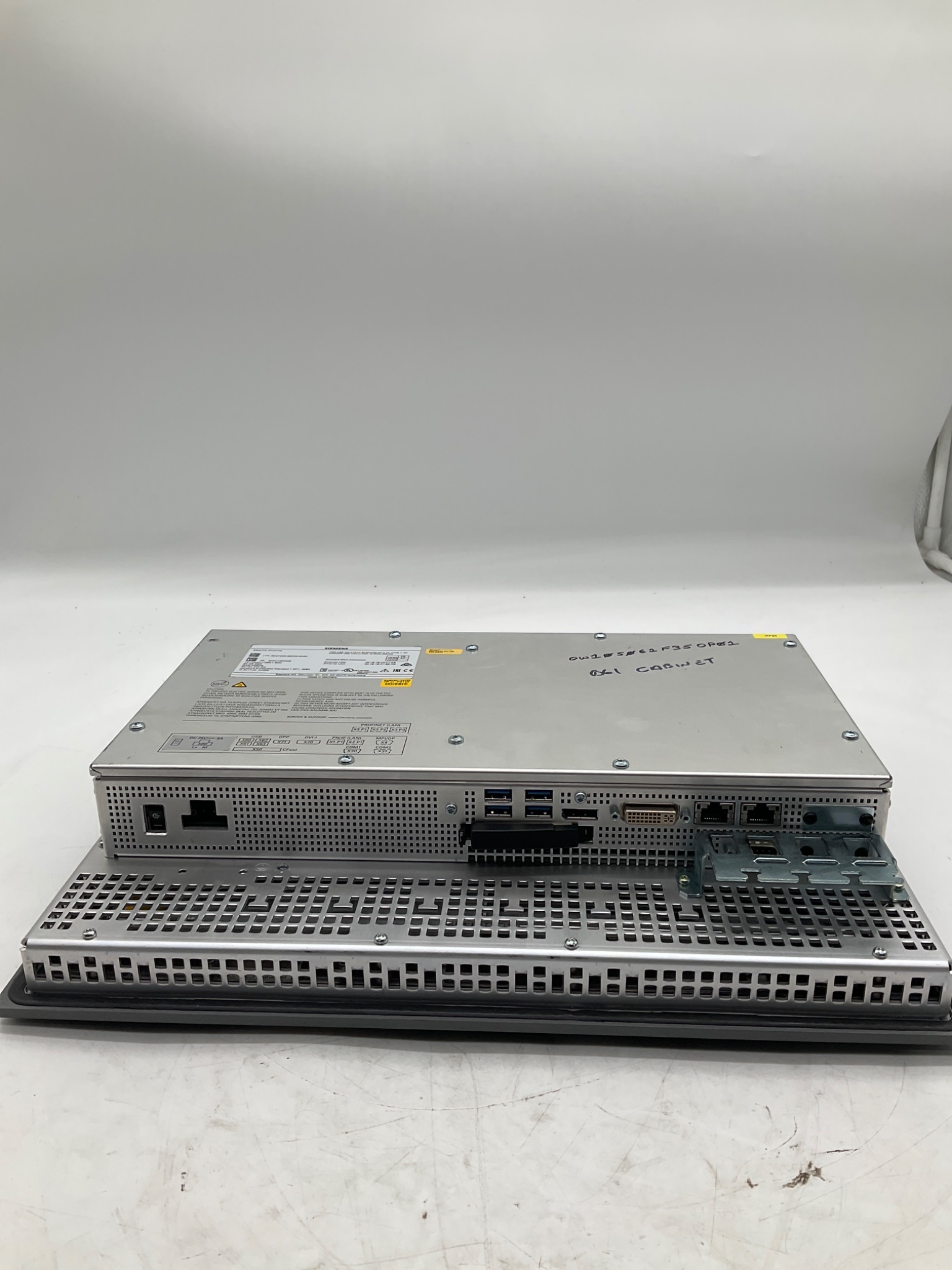 Siemens 6AV7240-3BC04-0HA0 SIMATIC IPC477D 15in Touch Panel PC USED 2