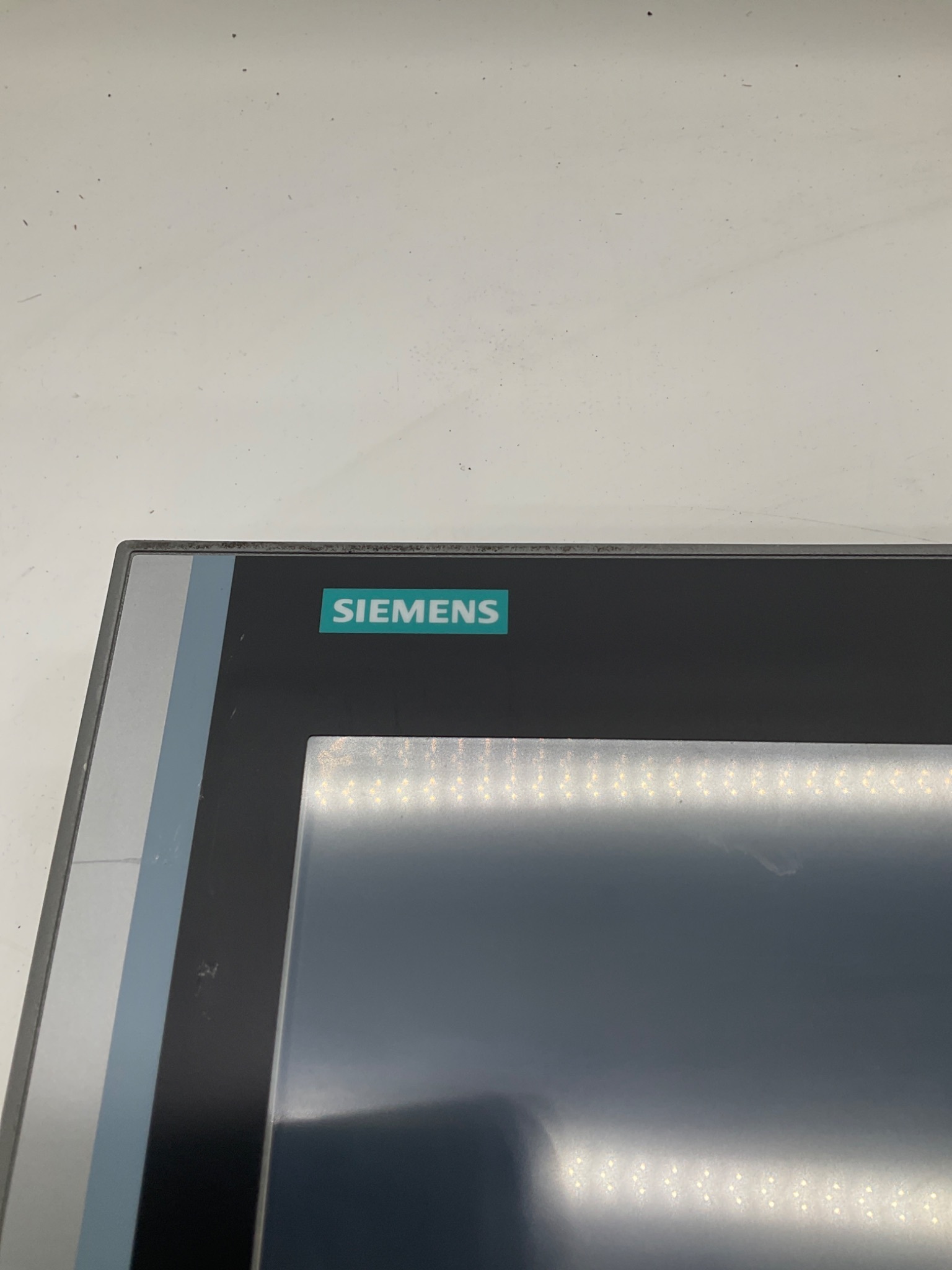 Siemens 6AV7240-3BC04-0HA0 SIMATIC IPC477D 15in Touch Panel PC USED 4