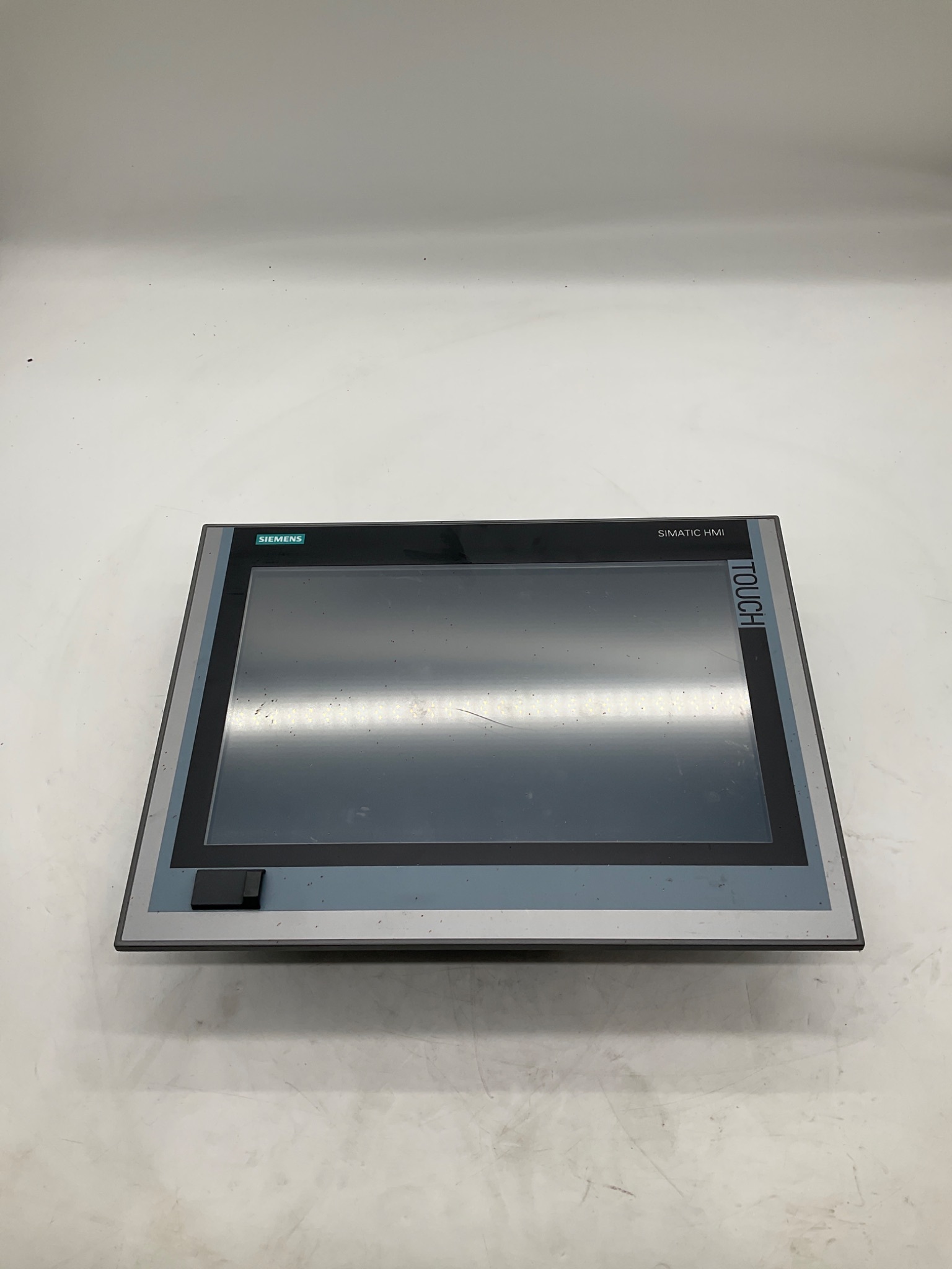 Siemens 6AV7240-3BC07-0HA0 SIMATIC IPC477D 15in Touch Panel PC USED 0