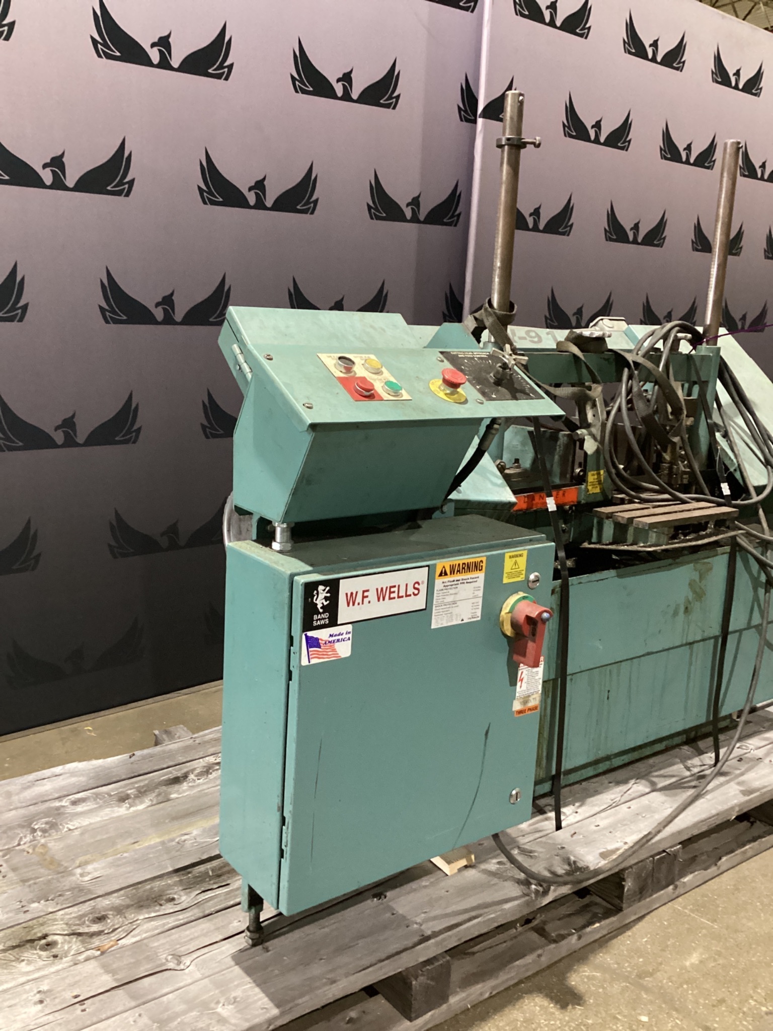 W.F. Wells W-9-1 Horizontal Metal Cutting Bandsaw 1in Blade 3PH USED 2