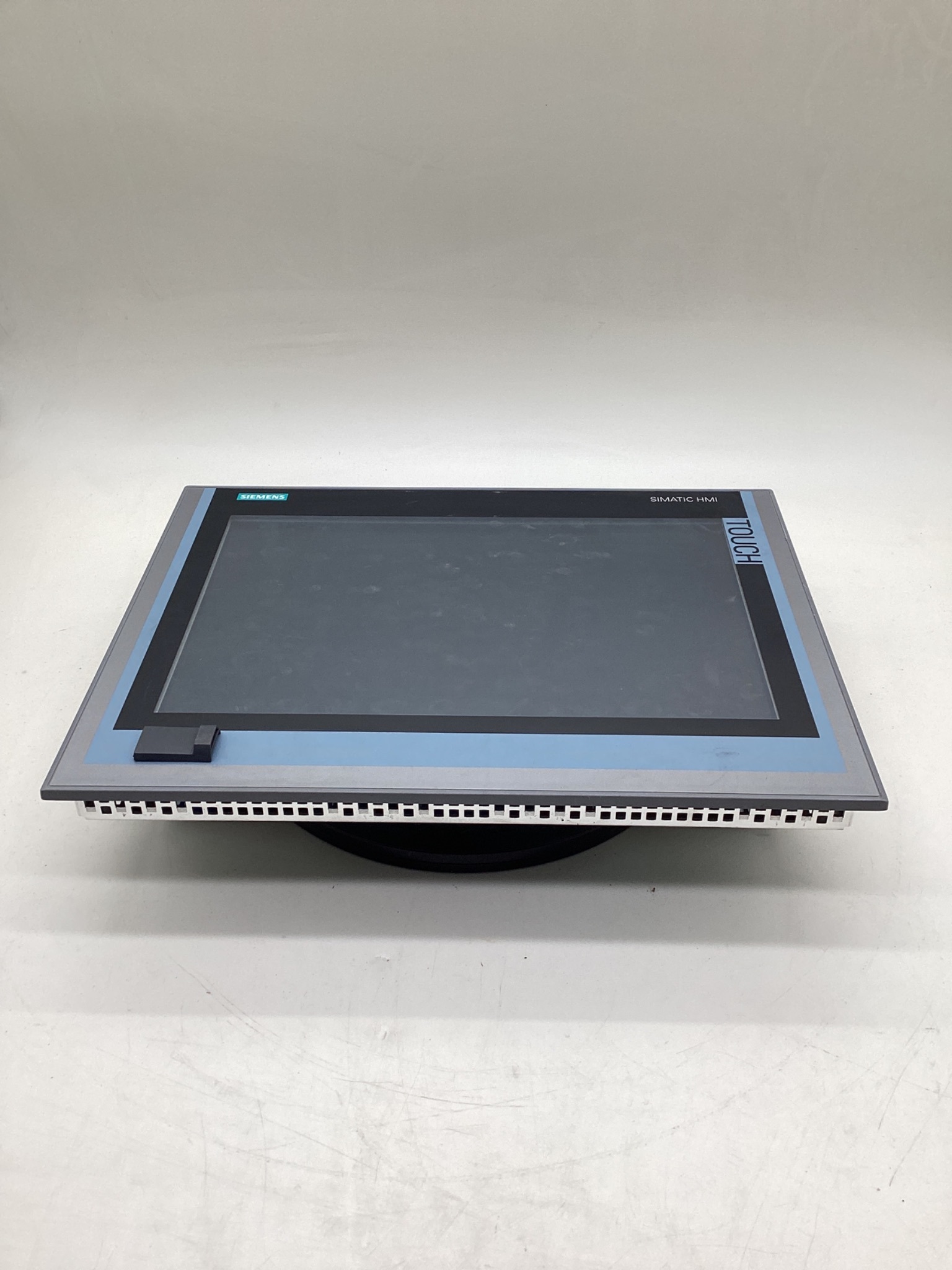 Siemens 6AV7241-3BB31-0FA0 SIMATIC IPC477E Touch Panel PC 240GB SSD USED 0