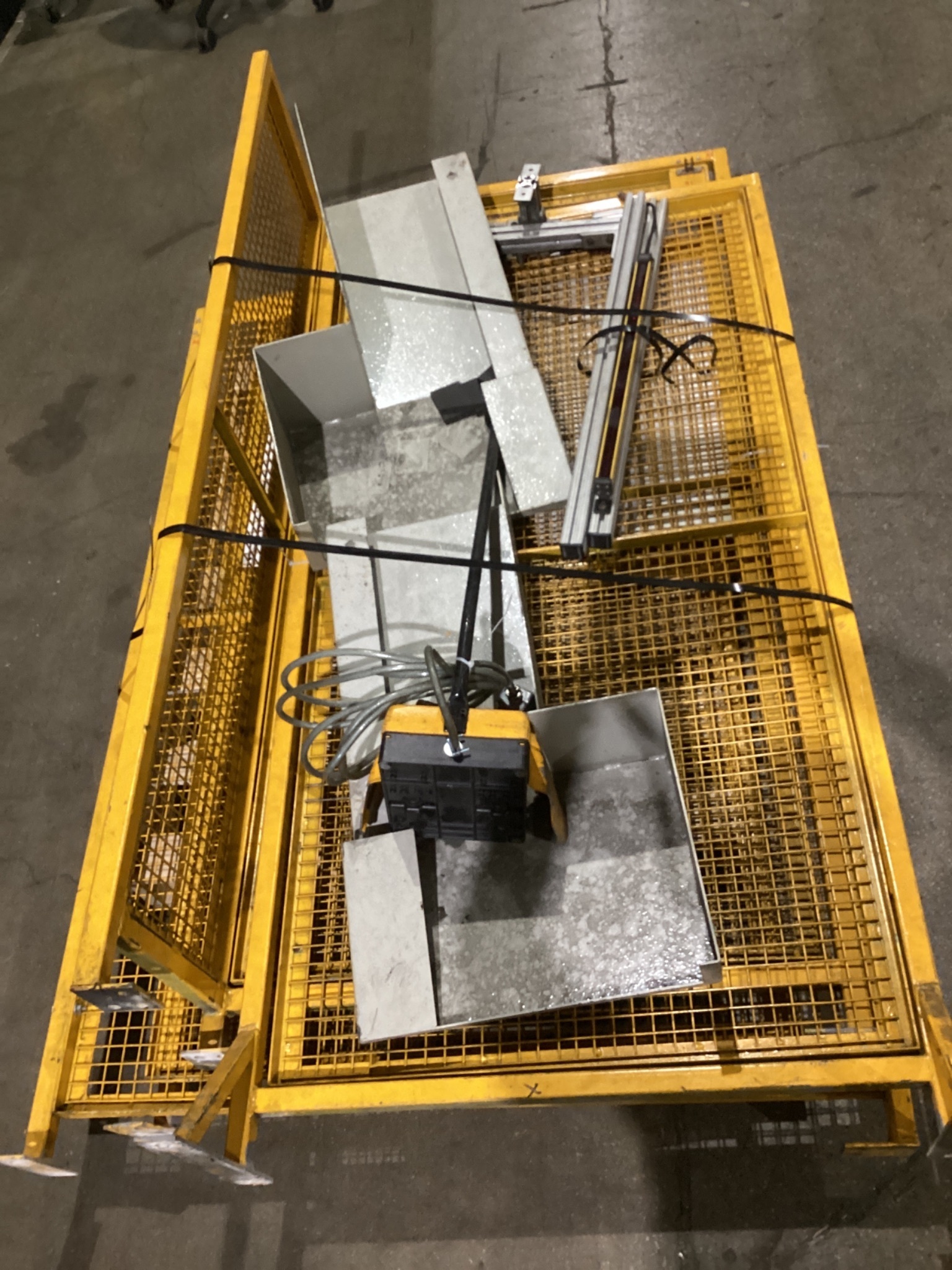 Machine Guarding System With STI MC4700 Light Curtains & Bernstein Foot Switch USED 1