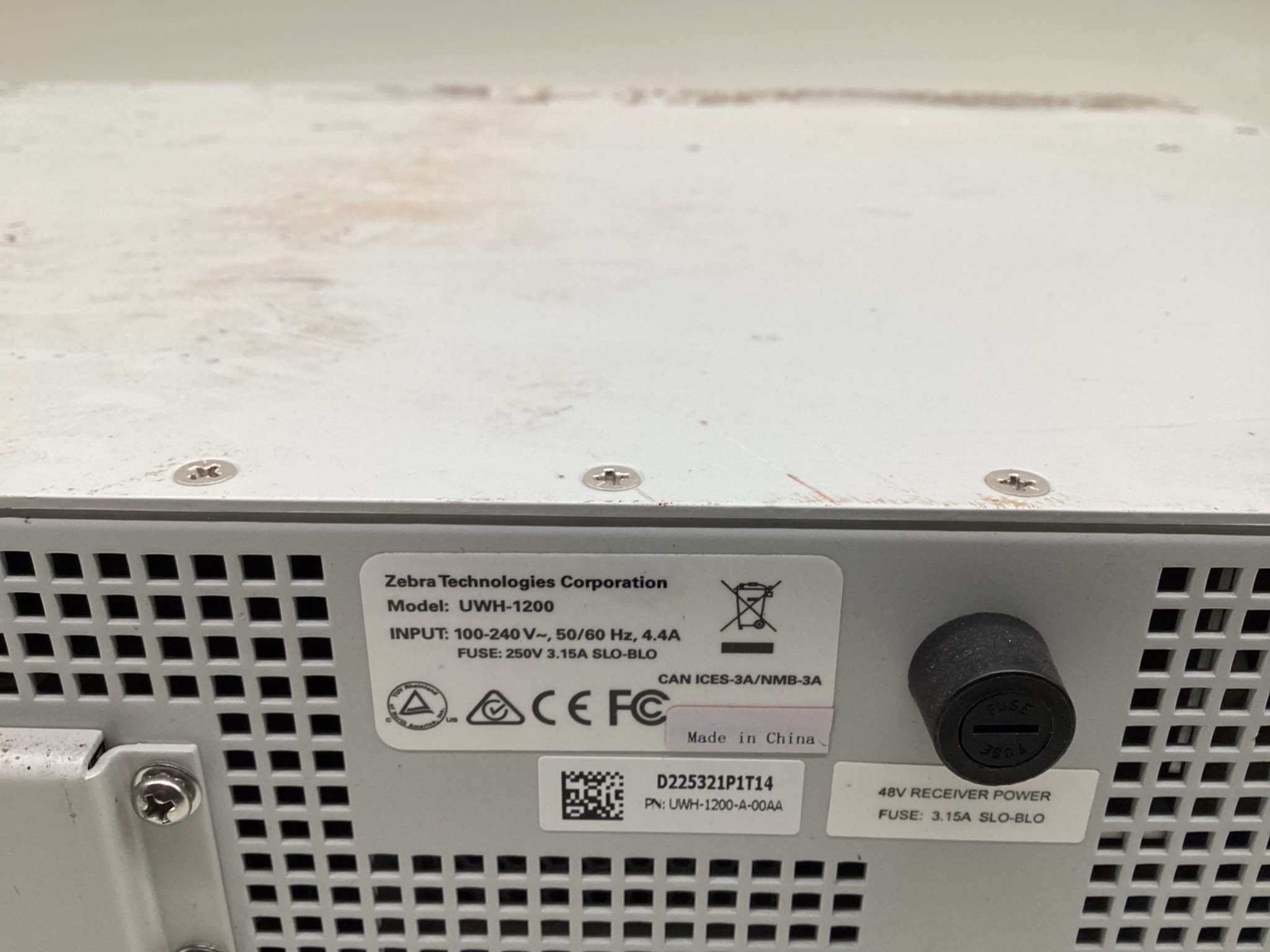 Zebra Technologies UWH-1200 Ultra-Wideband Hub 8-Receiver UWB System USED 2