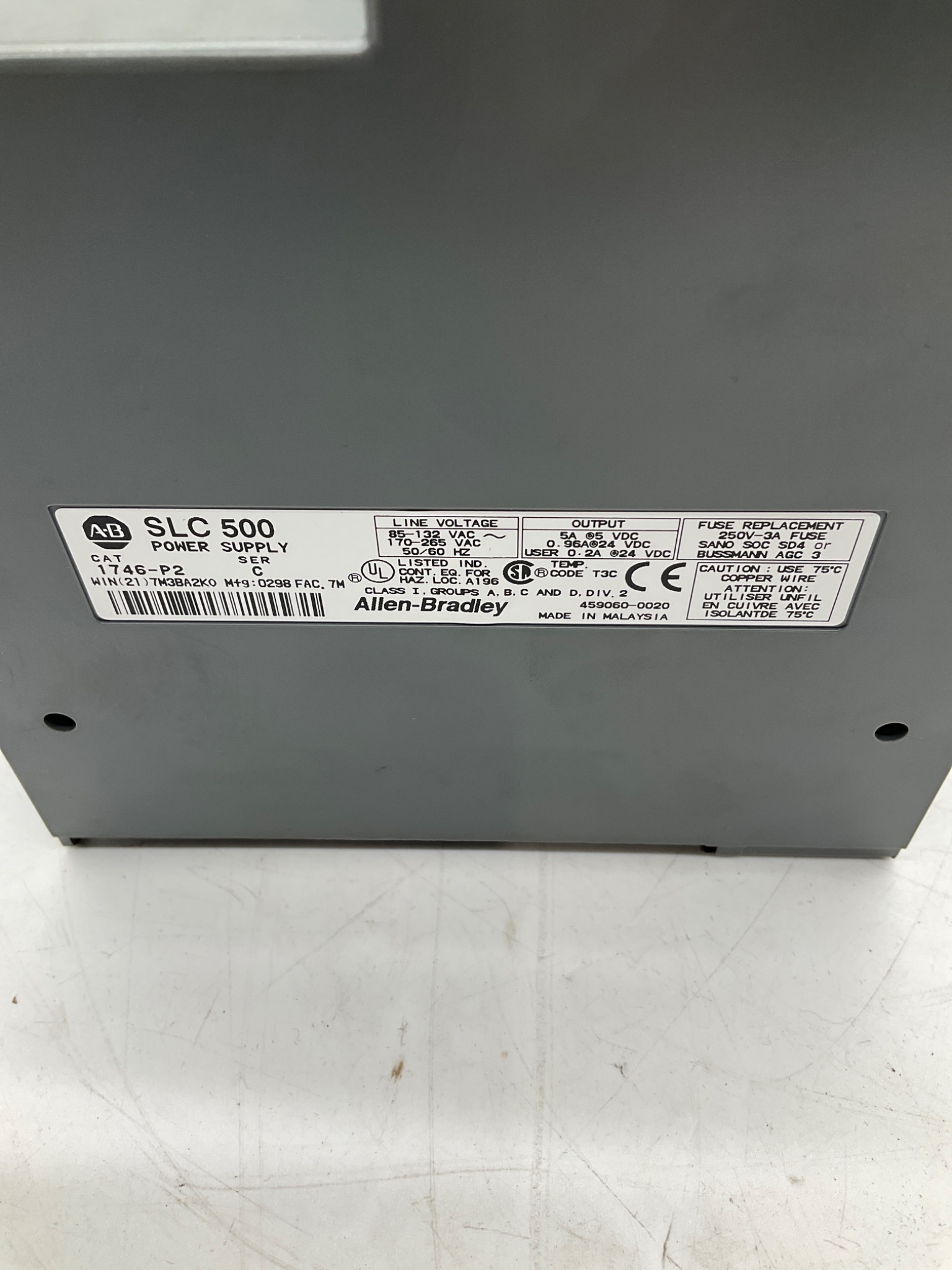 Allen Bradley 1746-A10 10-Slot SLC 500 Chassis 1746-P2 Power Supply USED 2